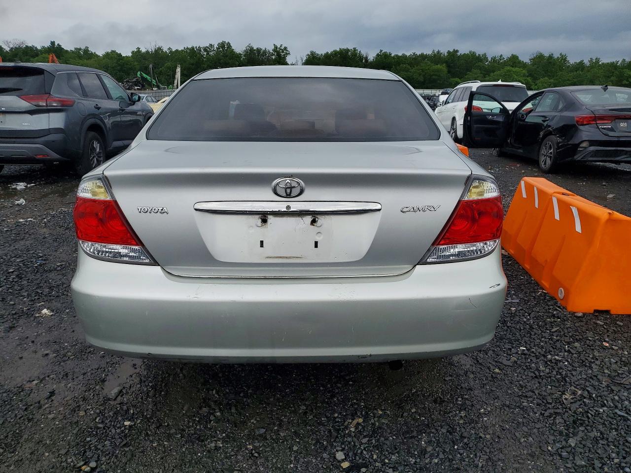 2006 Toyota Camry Standard Silver vin: 4T1BE32K16U648969