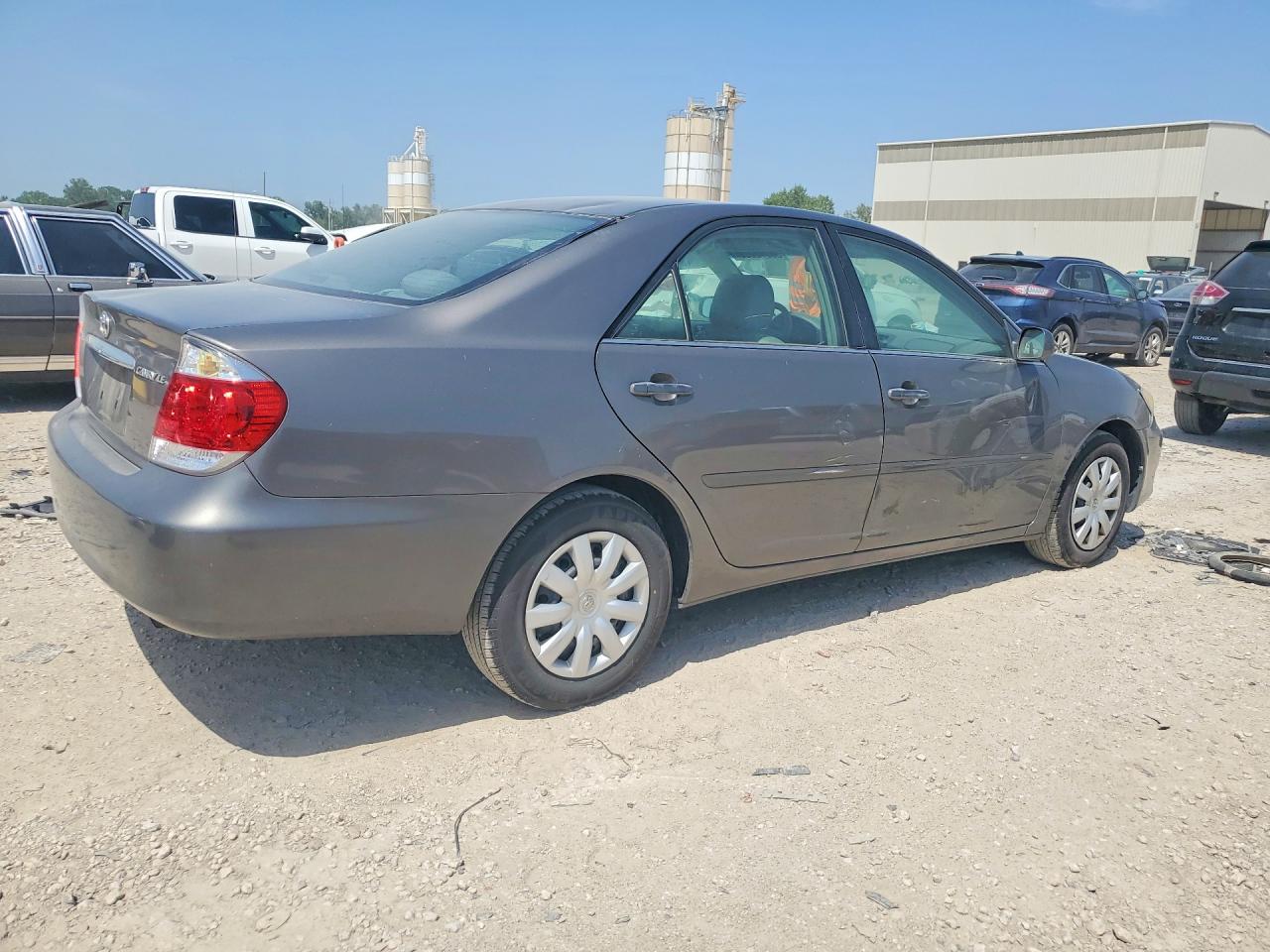 2006 Toyota Camry Le Gray vin: 4T1BE32K16U650253