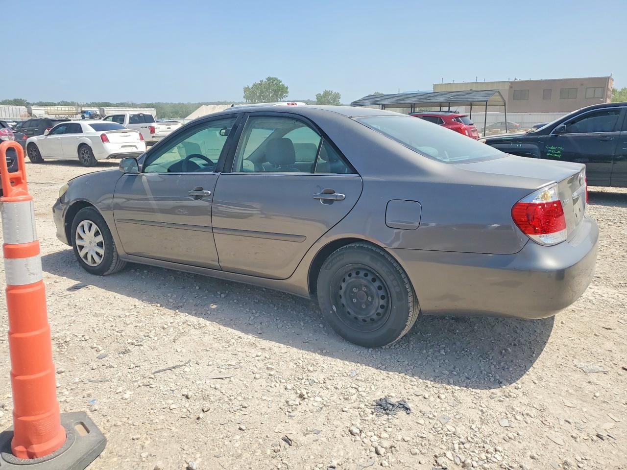 2006 Toyota Camry Le Gray vin: 4T1BE32K16U650253