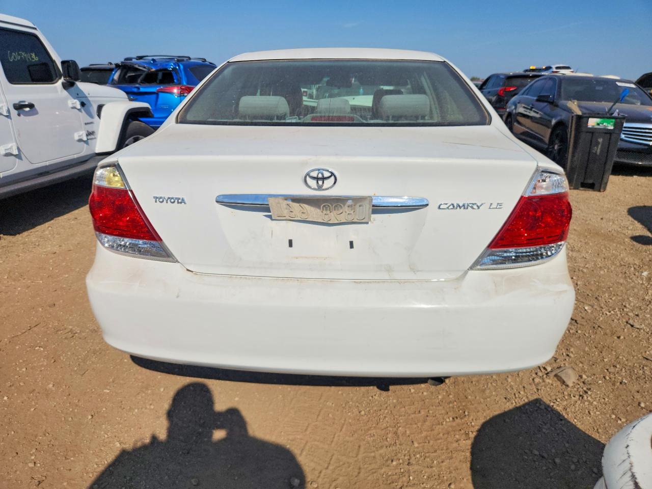 2006 Toyota Camry Le White vin: 4T1BE32K16U671846