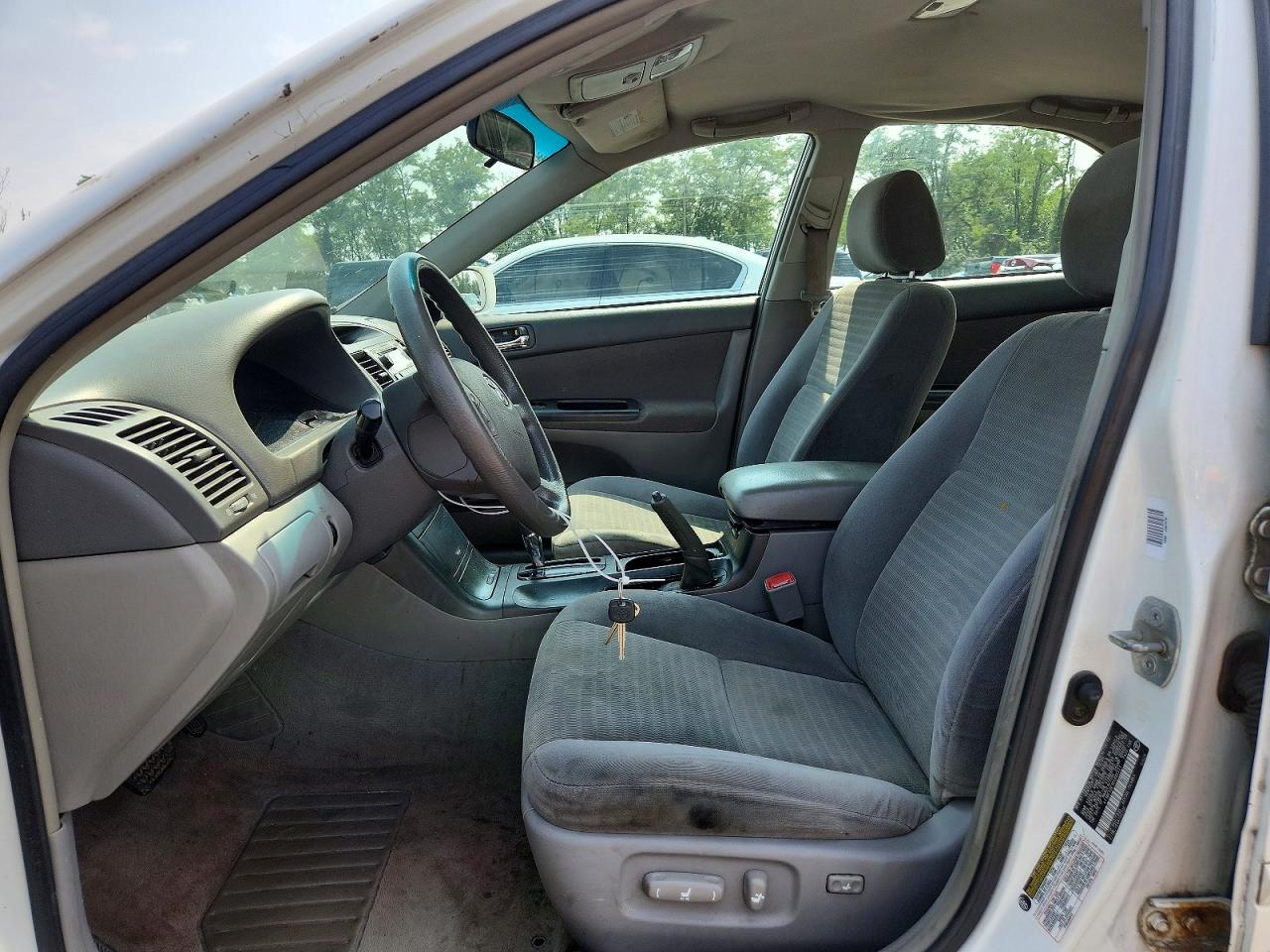 2006 Toyota Camry Le White vin: 4T1BE32K16U690221