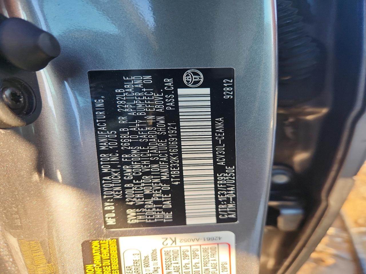 2006 Toyota Camry Le Gray vin: 4T1BE32K16U691921