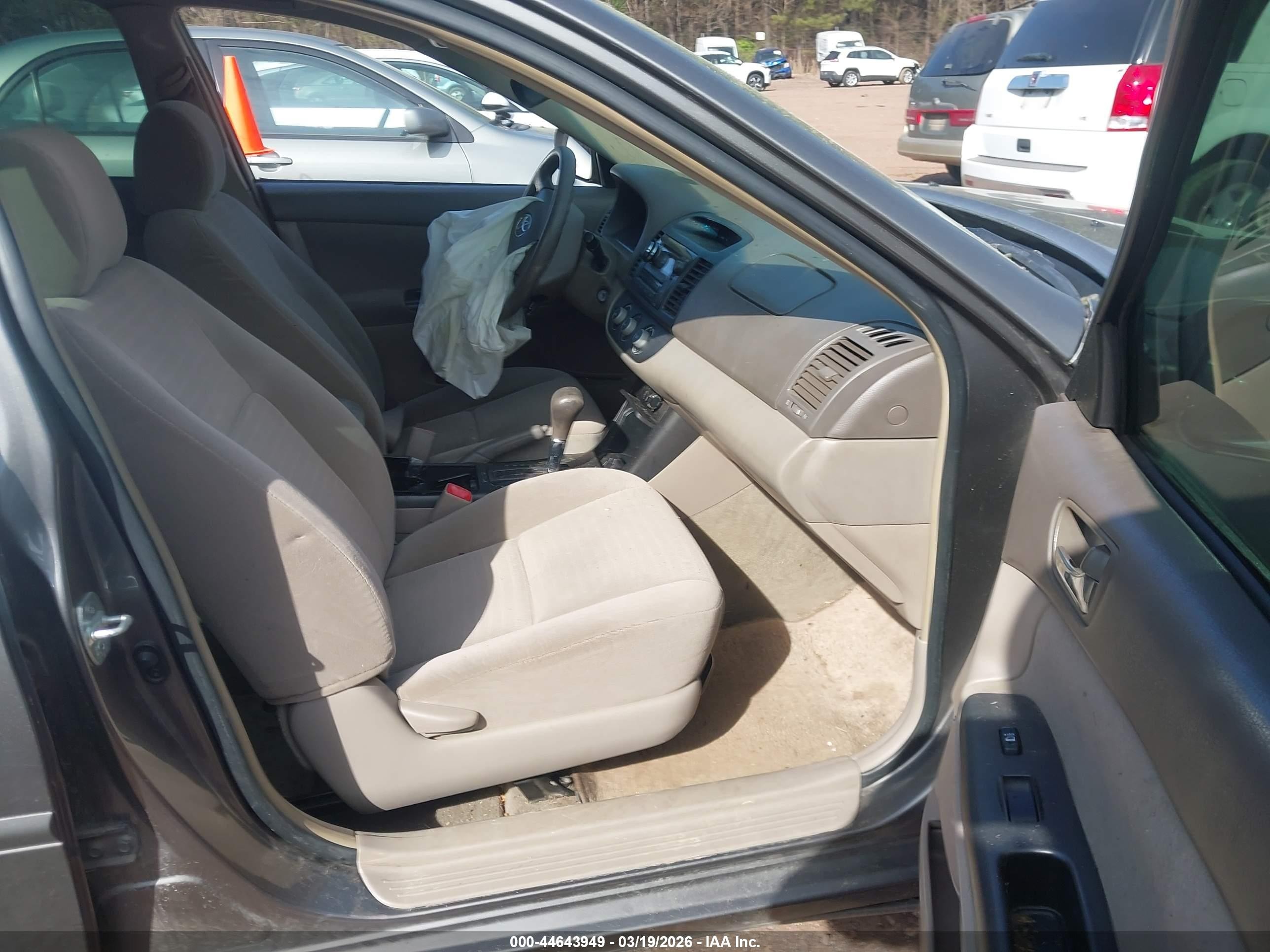 2006 Toyota Camry Le Черный vin: 4T1BE32K16U696519