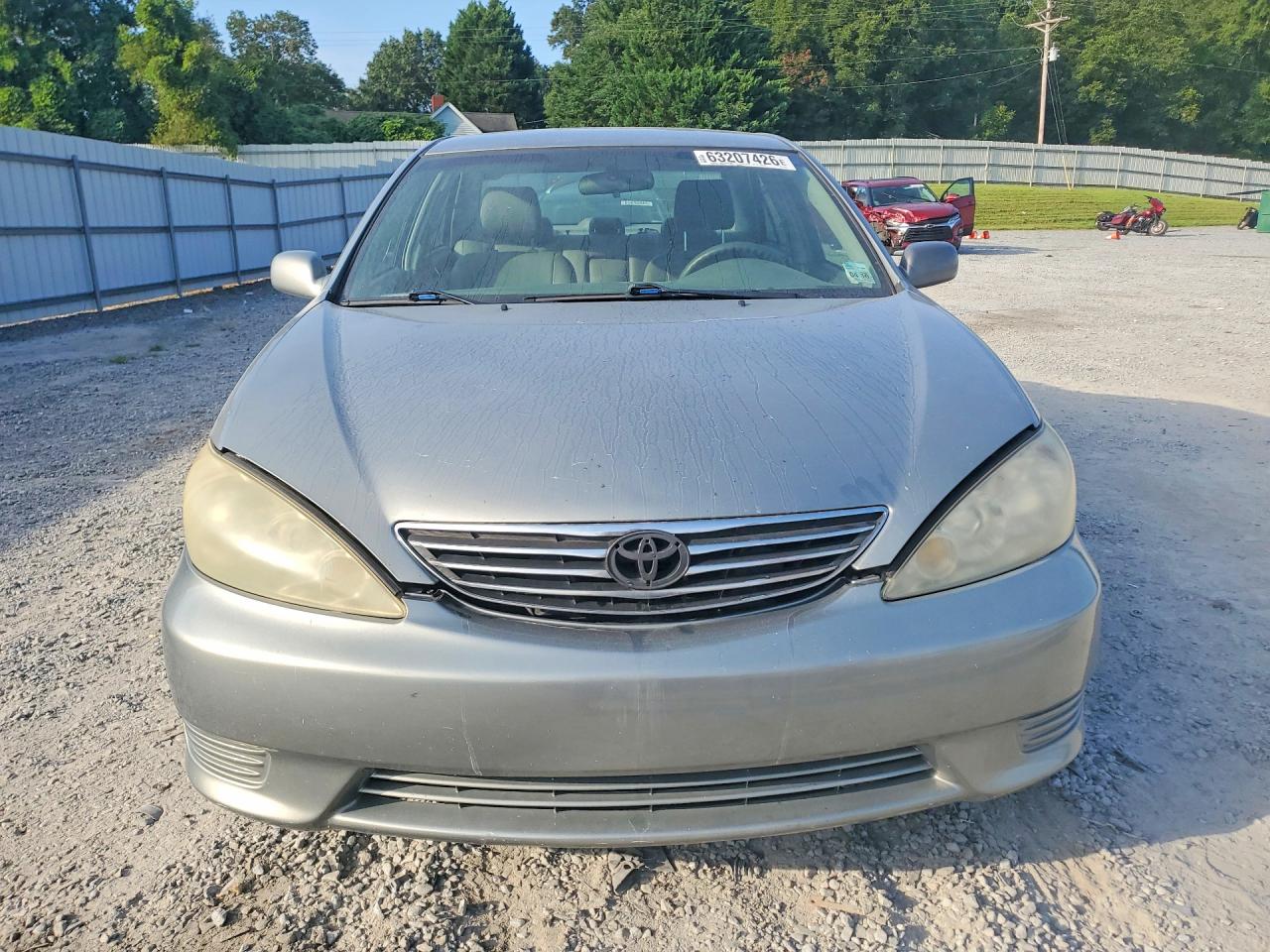 2006 Toyota Camry Le Золотой vin: 4T1BE32K16U714341