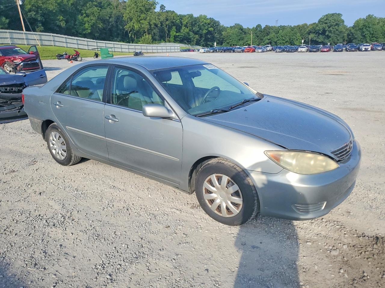 2006 Toyota Camry Le Золотой vin: 4T1BE32K16U714341