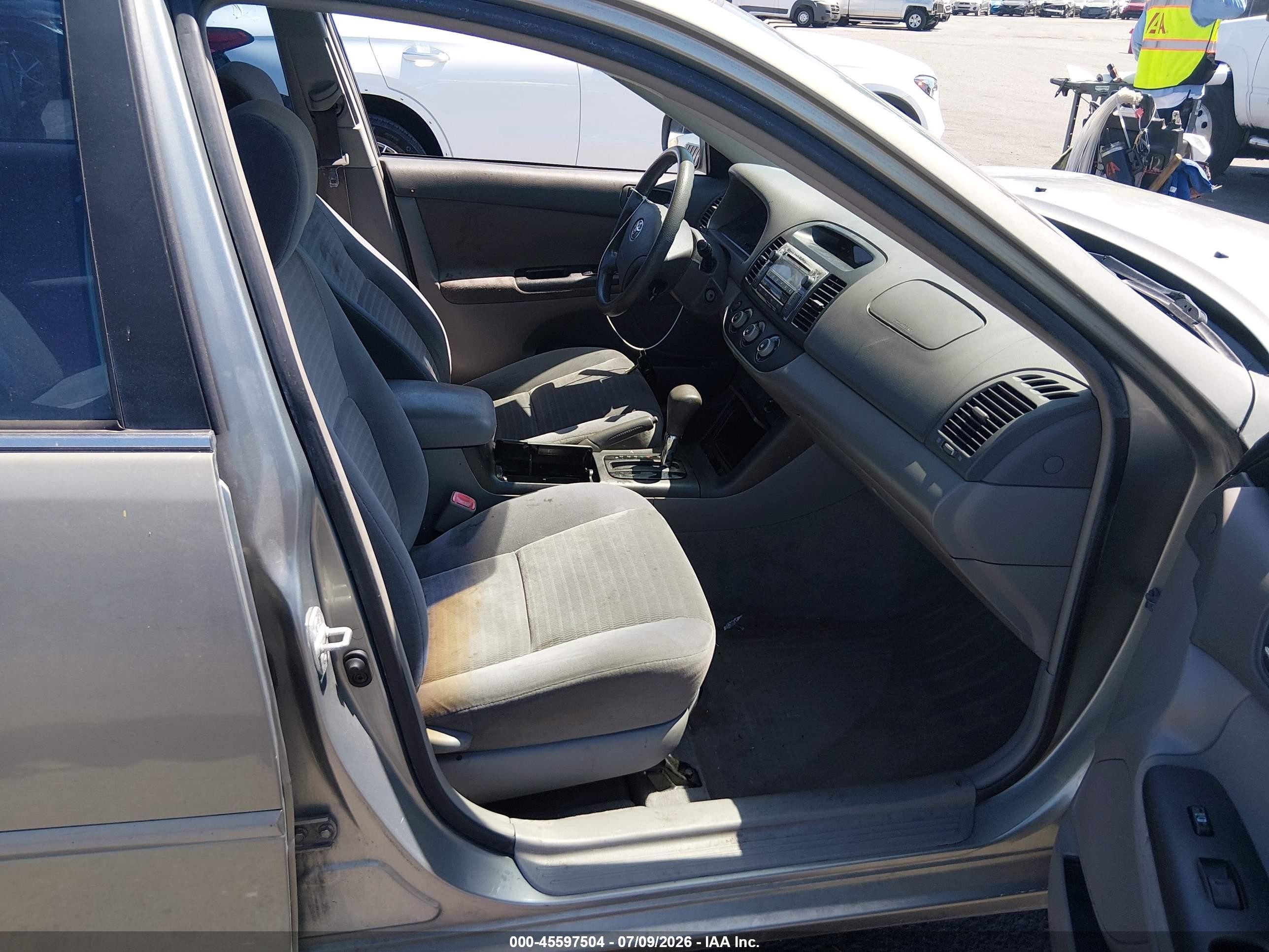 2006 Toyota Camry Le Gray vin: 4T1BE32K16U715117