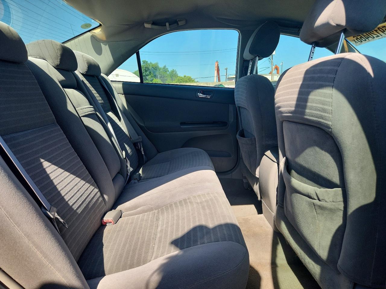 2006 Toyota Camry Le Gray vin: 4T1BE32K16U722603