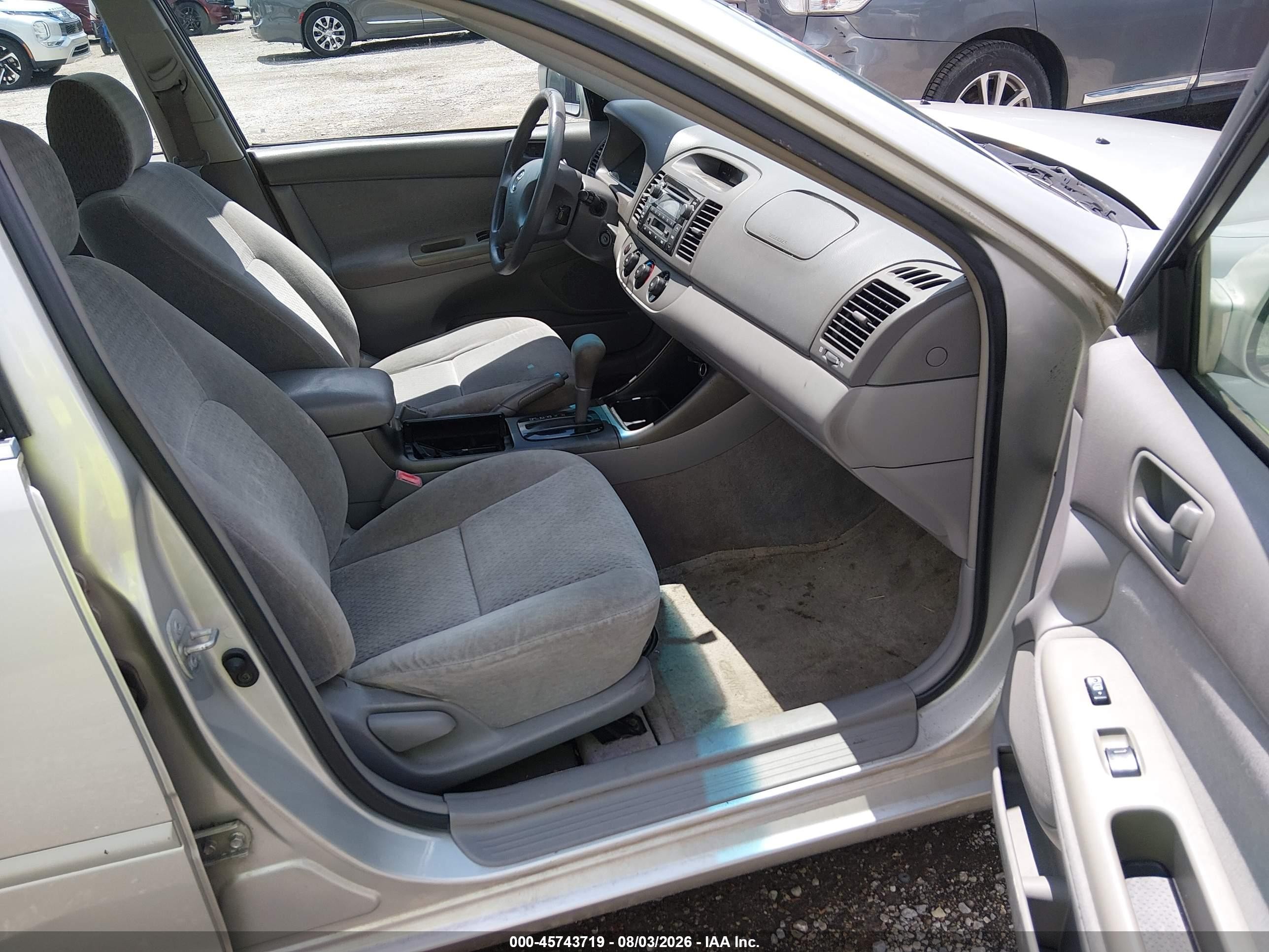 2002 Toyota Camry Le Серебряный vin: 4T1BE32K22U005363