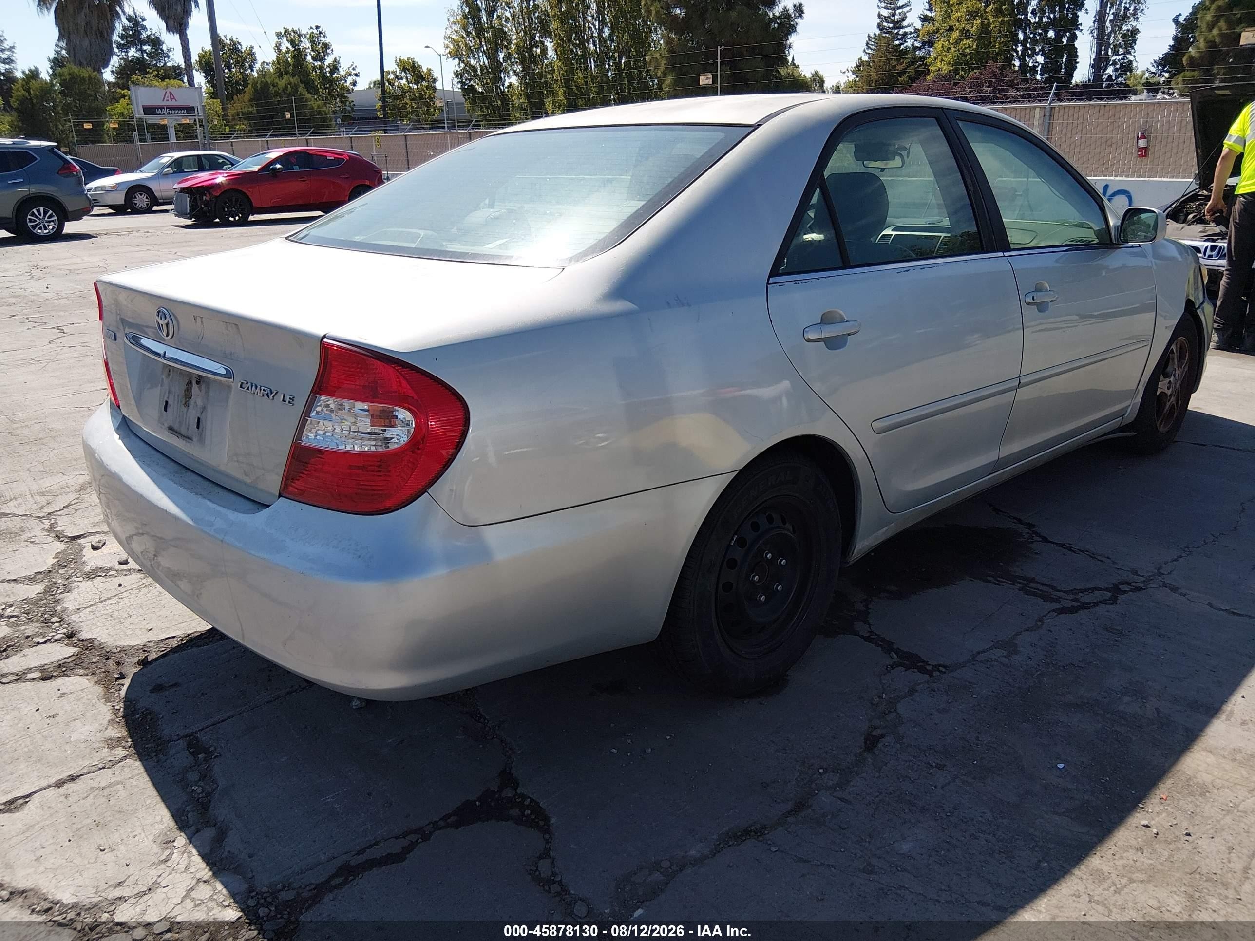2002 Toyota Camry Le Silver vin: 4T1BE32K22U028013
