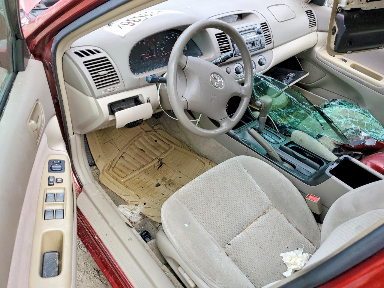 2002 Toyota Camry Le Red vin: 4T1BE32K22U050514