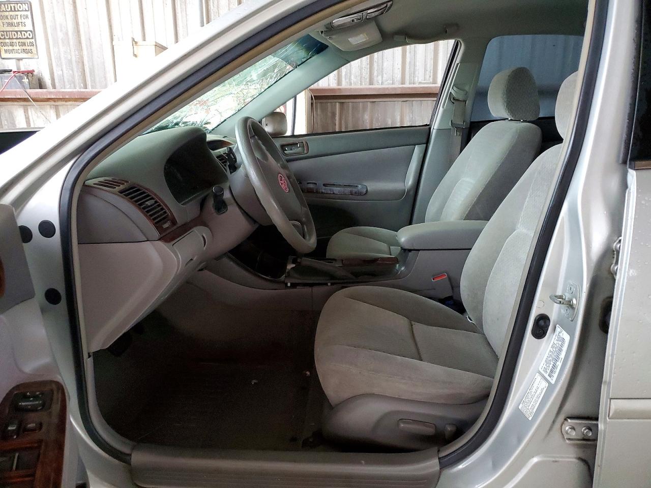 2002 Toyota Camry Le Серебряный vin: 4T1BE32K22U061514