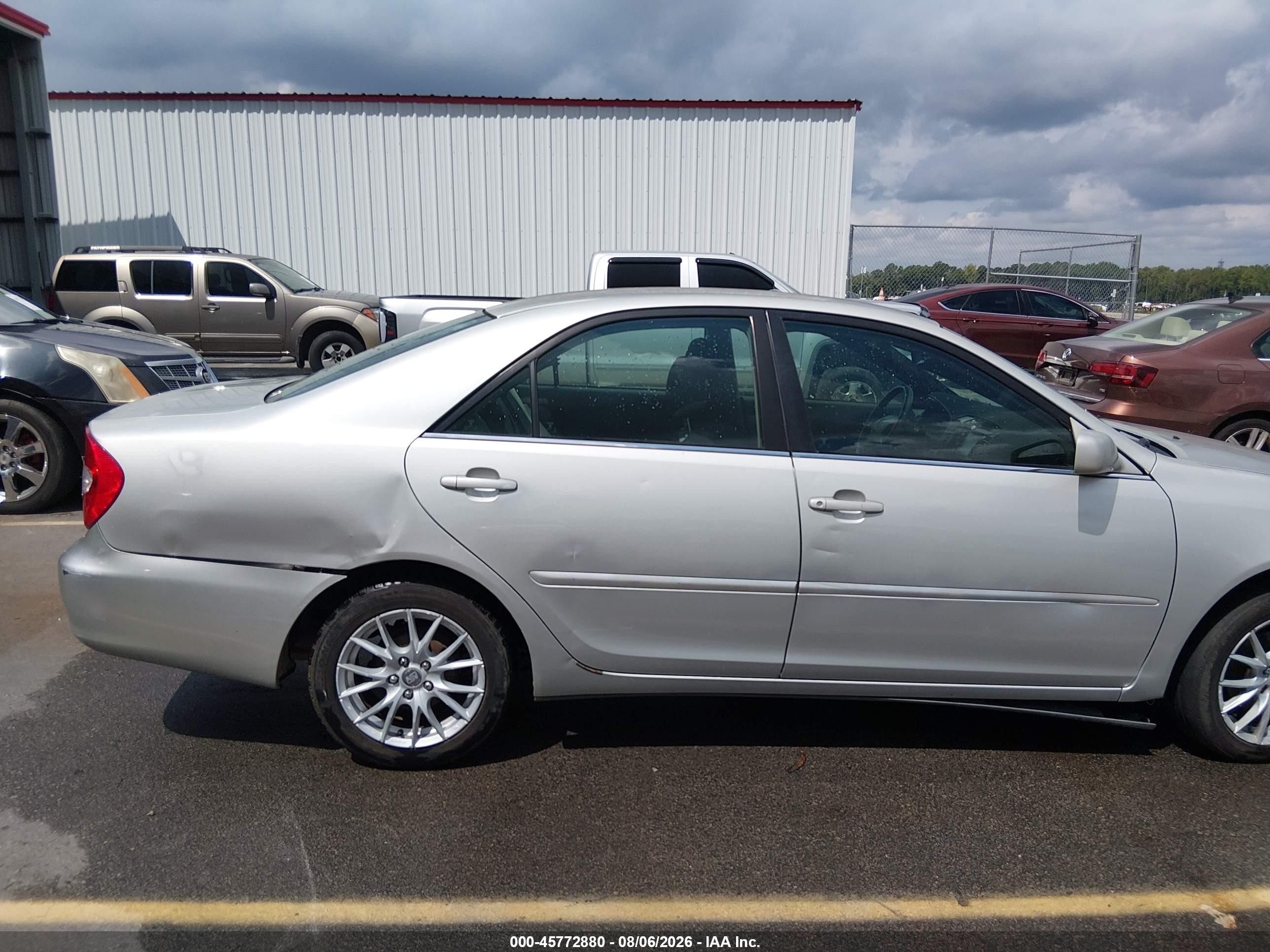 2002 Toyota Camry Le Silver vin: 4T1BE32K22U071900