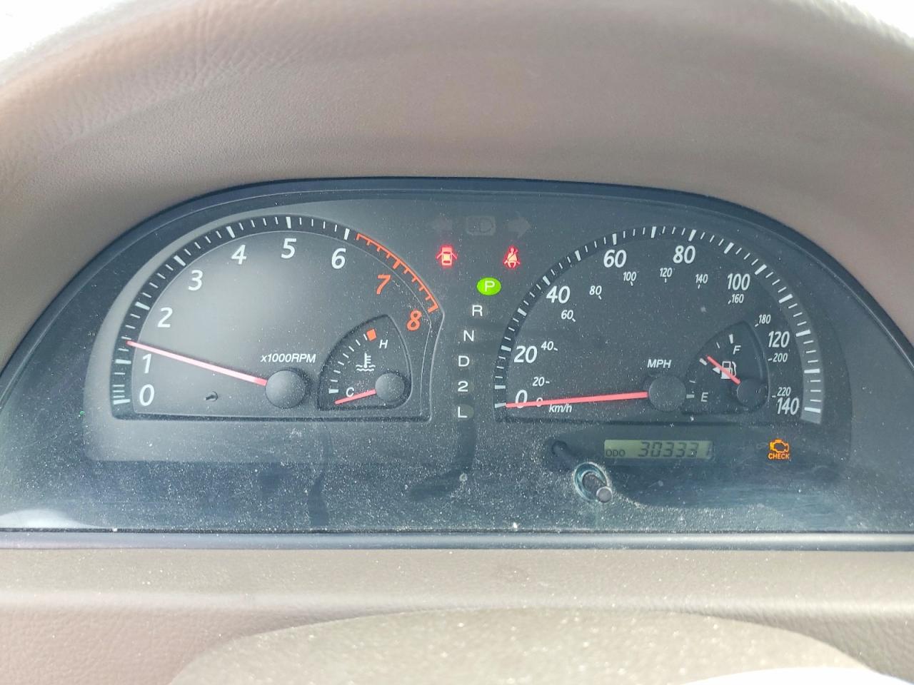 2002 Toyota Camry Le White vin: 4T1BE32K22U084971