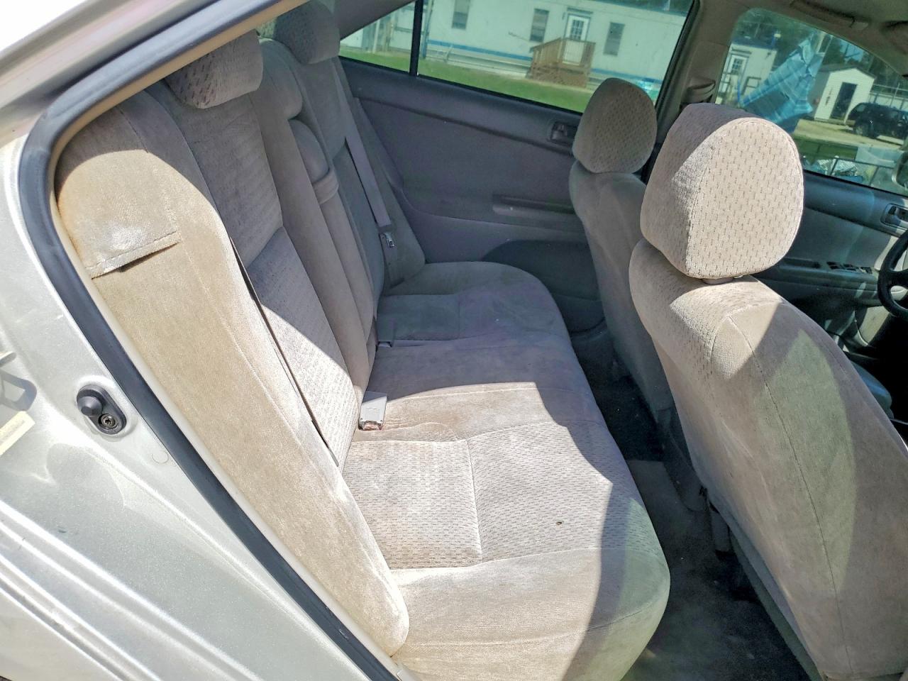 2002 Toyota Camry Le Серый vin: 4T1BE32K22U099146