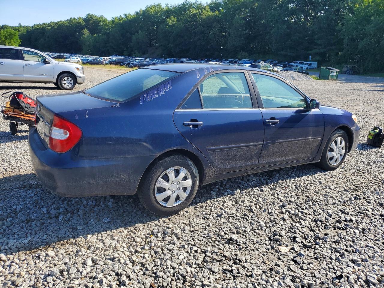 2002 Toyota Camry Le Blue vin: 4T1BE32K22U534442