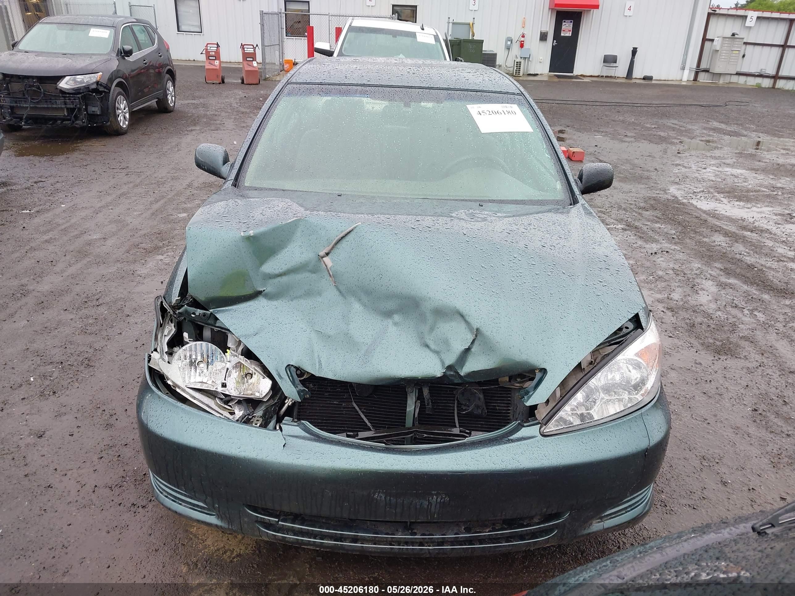 2002 Toyota Camry Le Green vin: 4T1BE32K22U555503