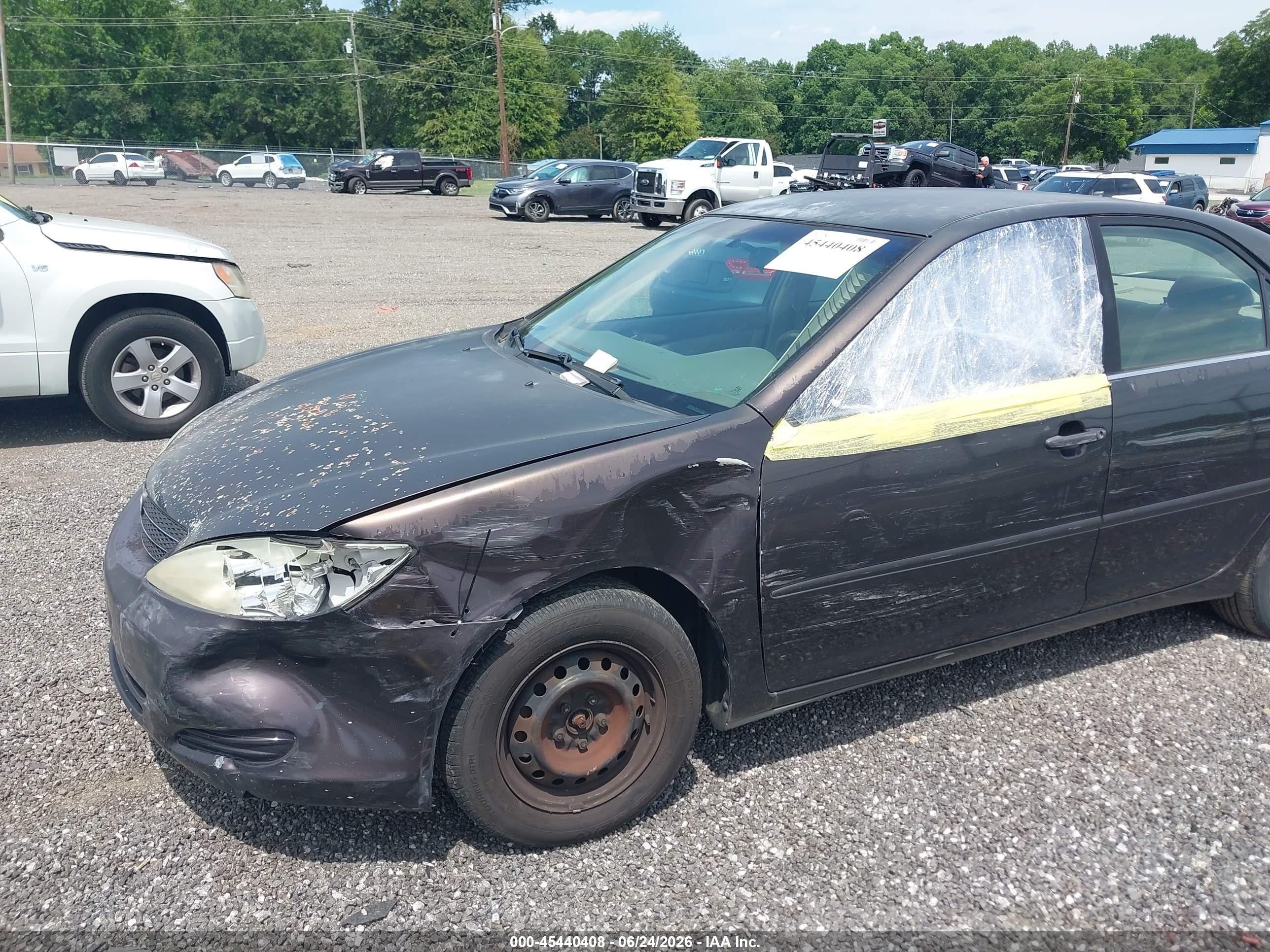 2002 Toyota Camry Le Pewter vin: 4T1BE32K22U569188