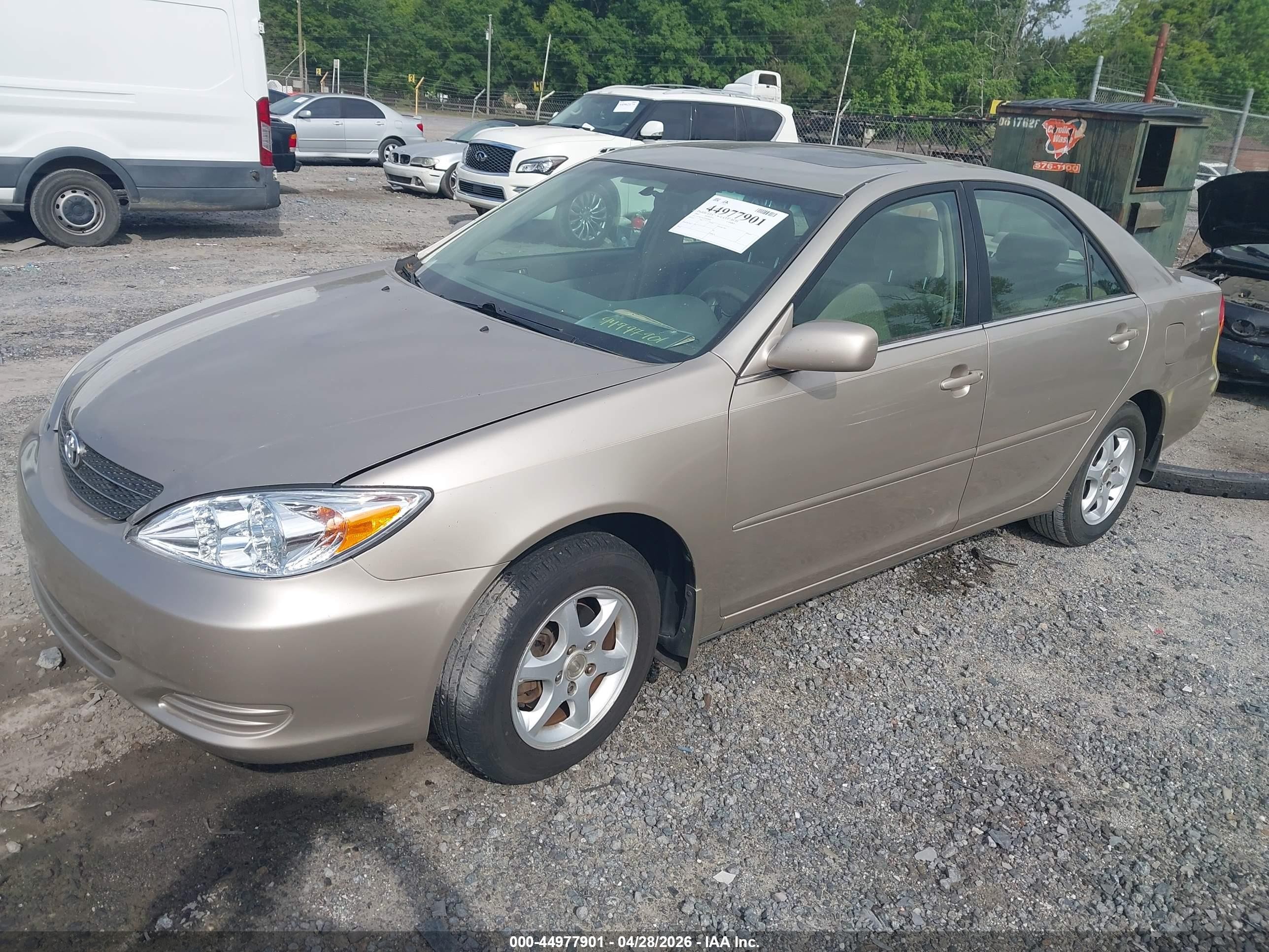 2002 Toyota Camry Le Beige vin: 4T1BE32K22U638400