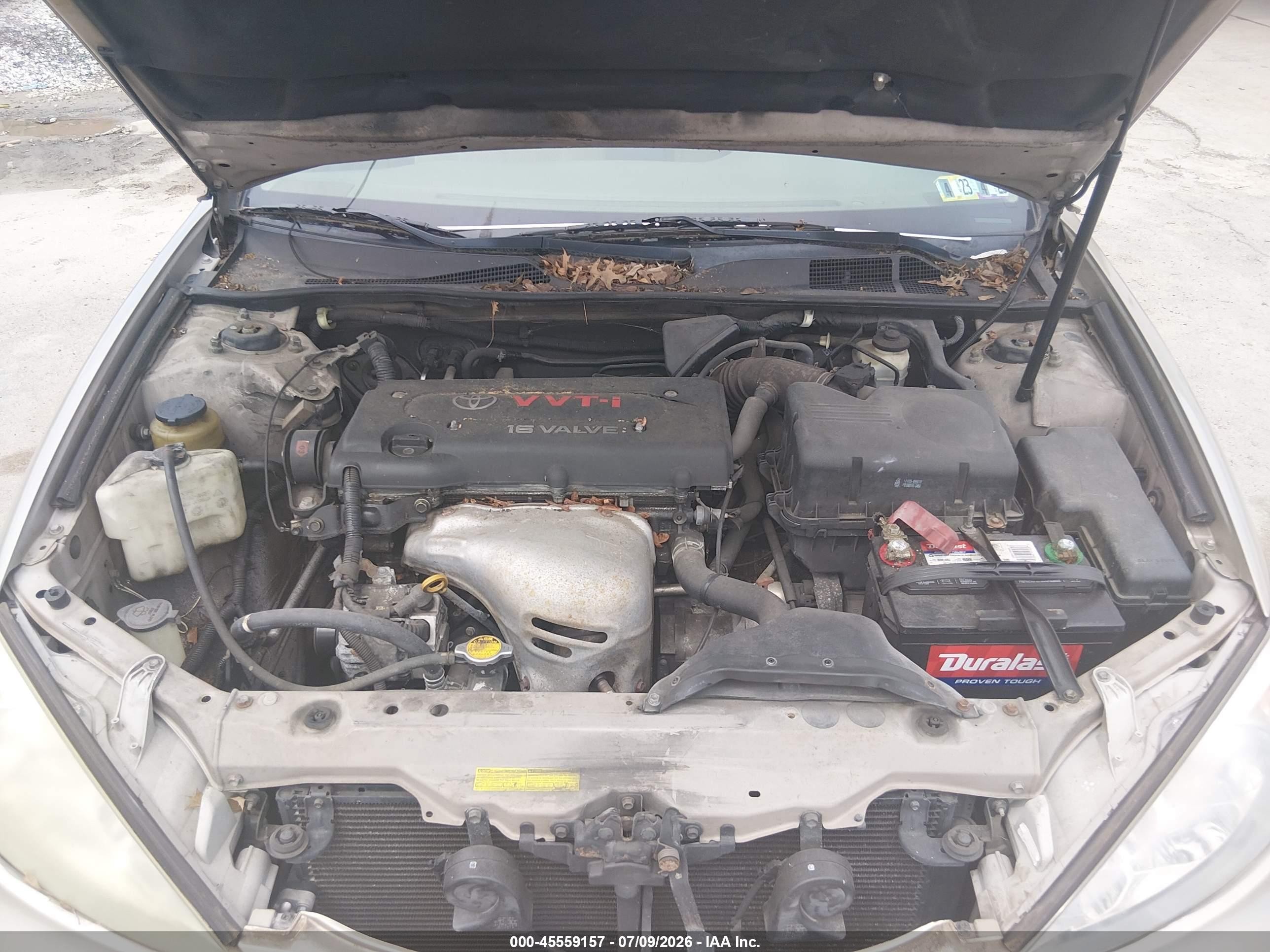 2003 Toyota Camry Le Gold vin: 4T1BE32K23U242582