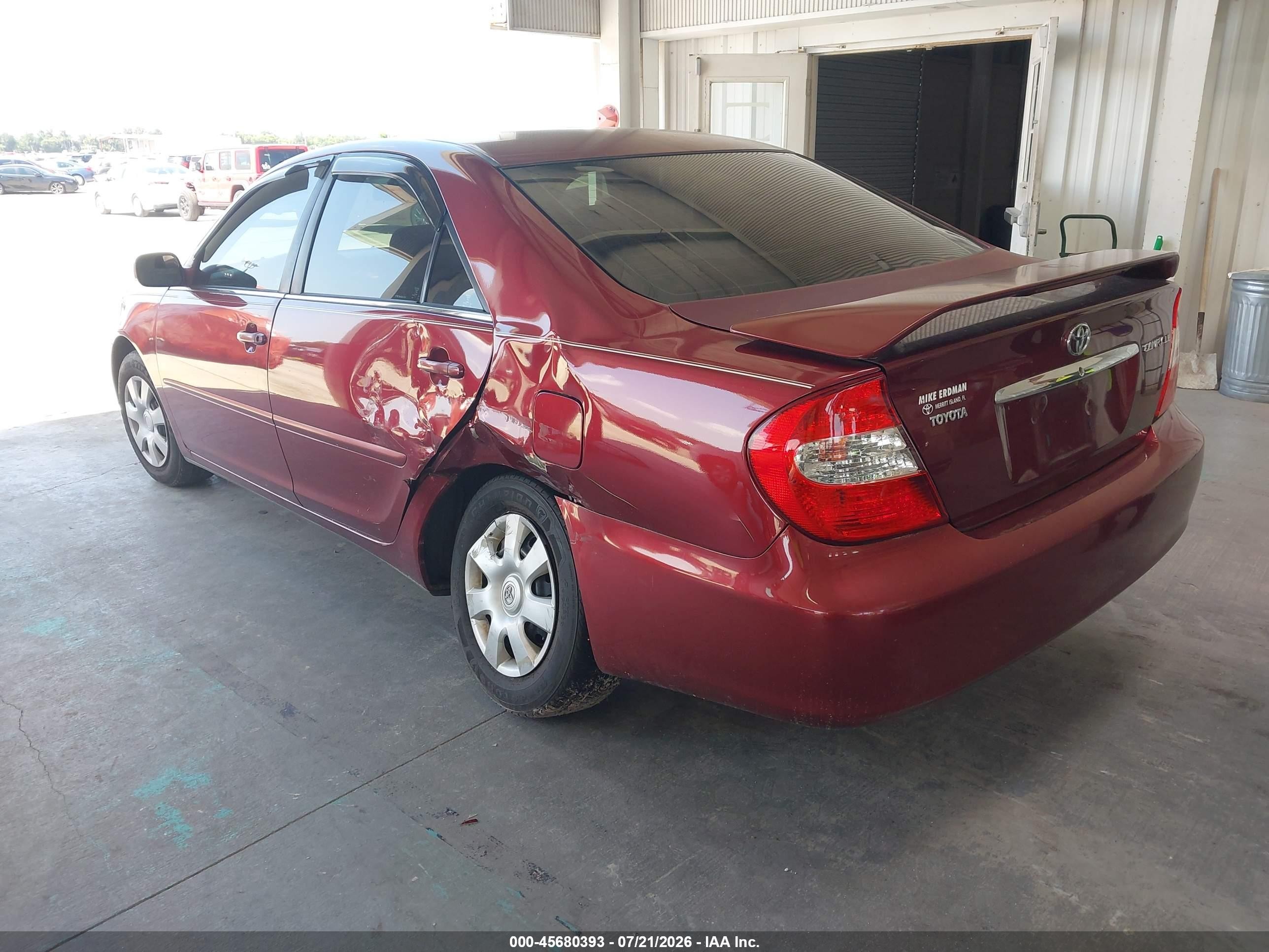 2003 Toyota Camry Le Burgundy vin: 4T1BE32K23U242906