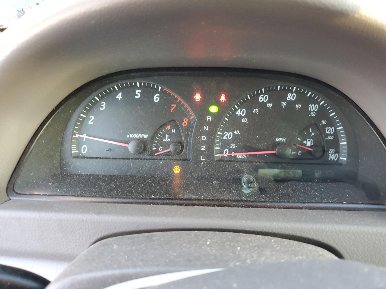 2003 Toyota Camry Le Tan vin: 4T1BE32K23U679031