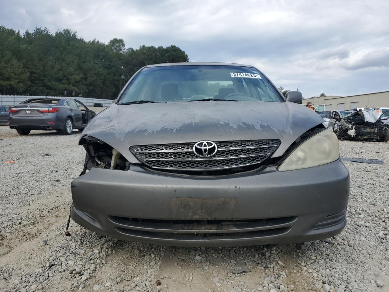 2003 Toyota Camry Le Tan vin: 4T1BE32K23U679031