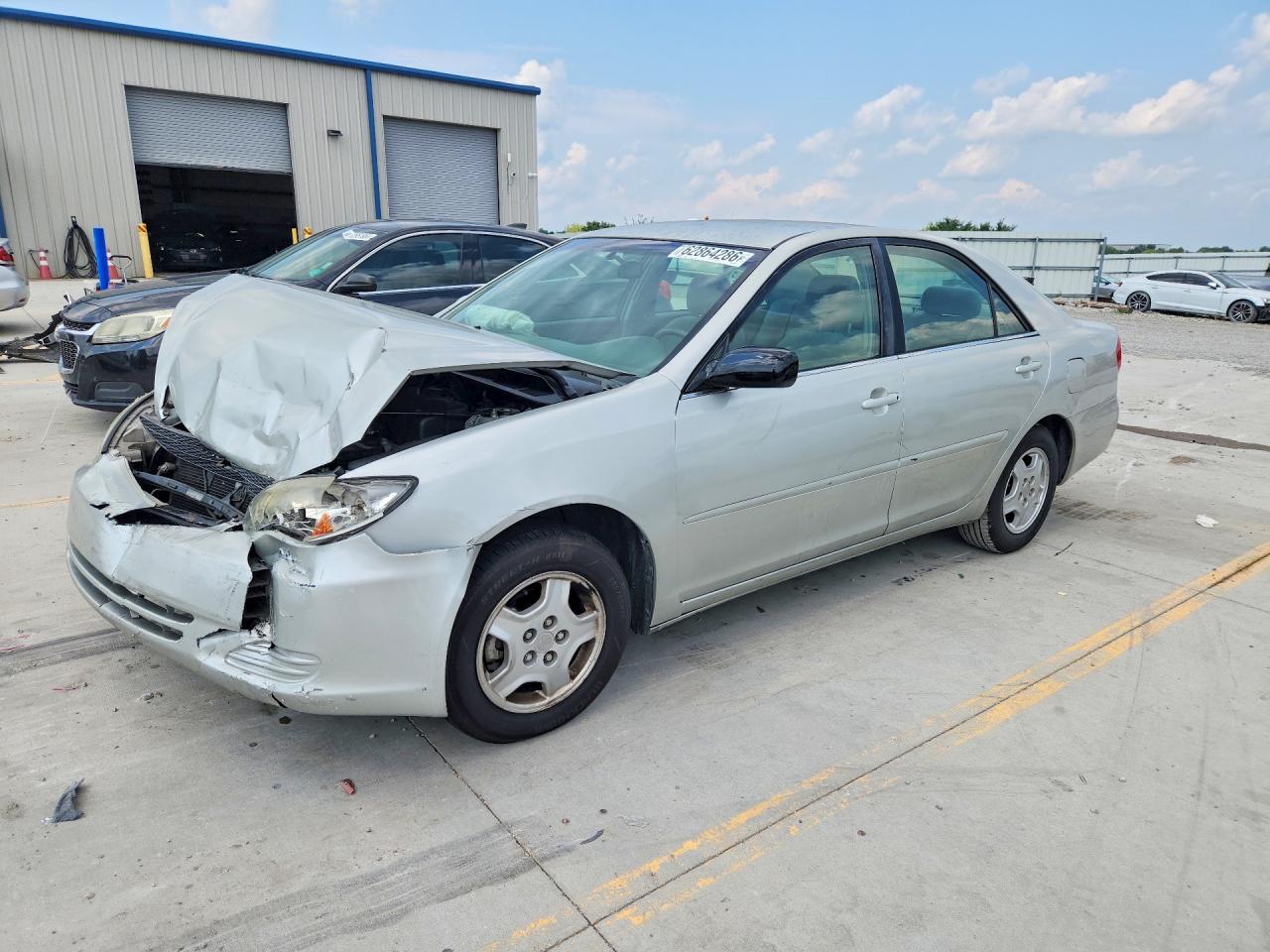 2003 Toyota Camry Le Silver vin: 4T1BE32K23U688487