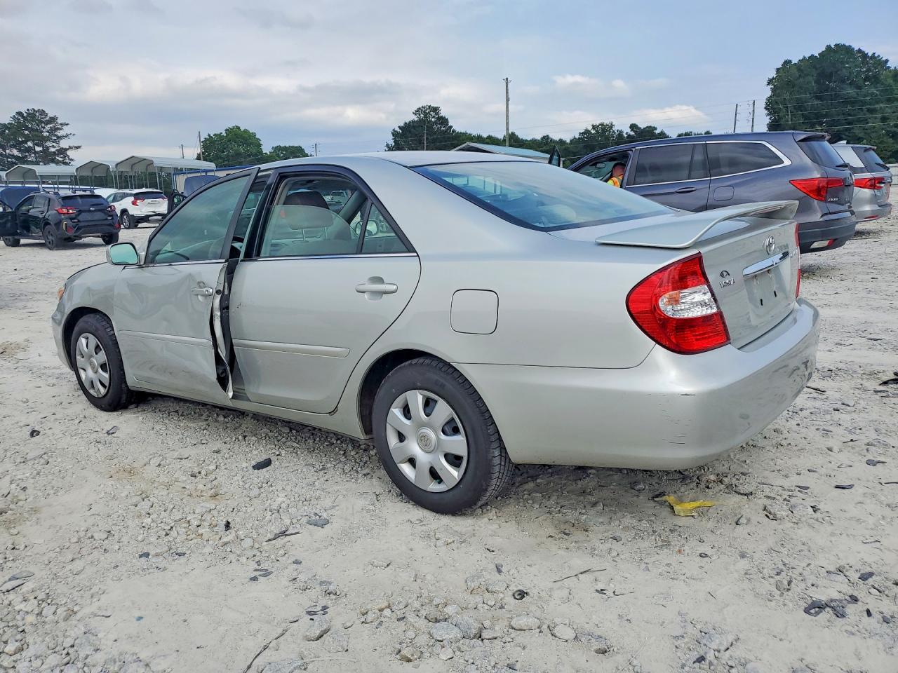2003 Toyota Camry Le Silver vin: 4T1BE32K23U708673