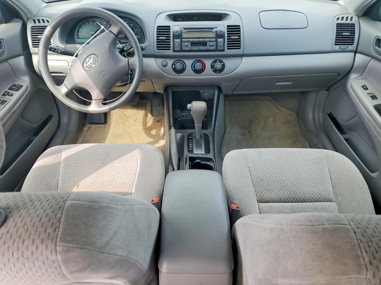 2003 Toyota Camry Le Silver vin: 4T1BE32K23U708673