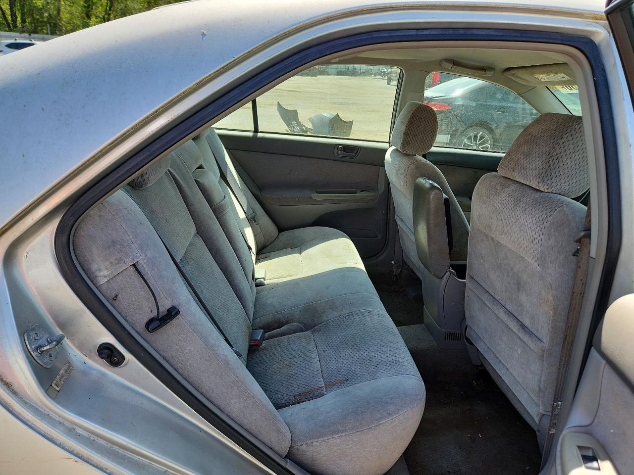 2003 Toyota Camry Le Gray vin: 4T1BE32K23U738983