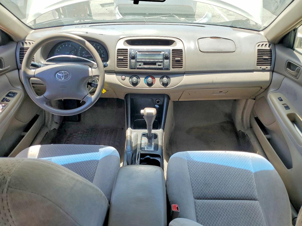 2003 Toyota Camry Le Silver vin: 4T1BE32K23U753032