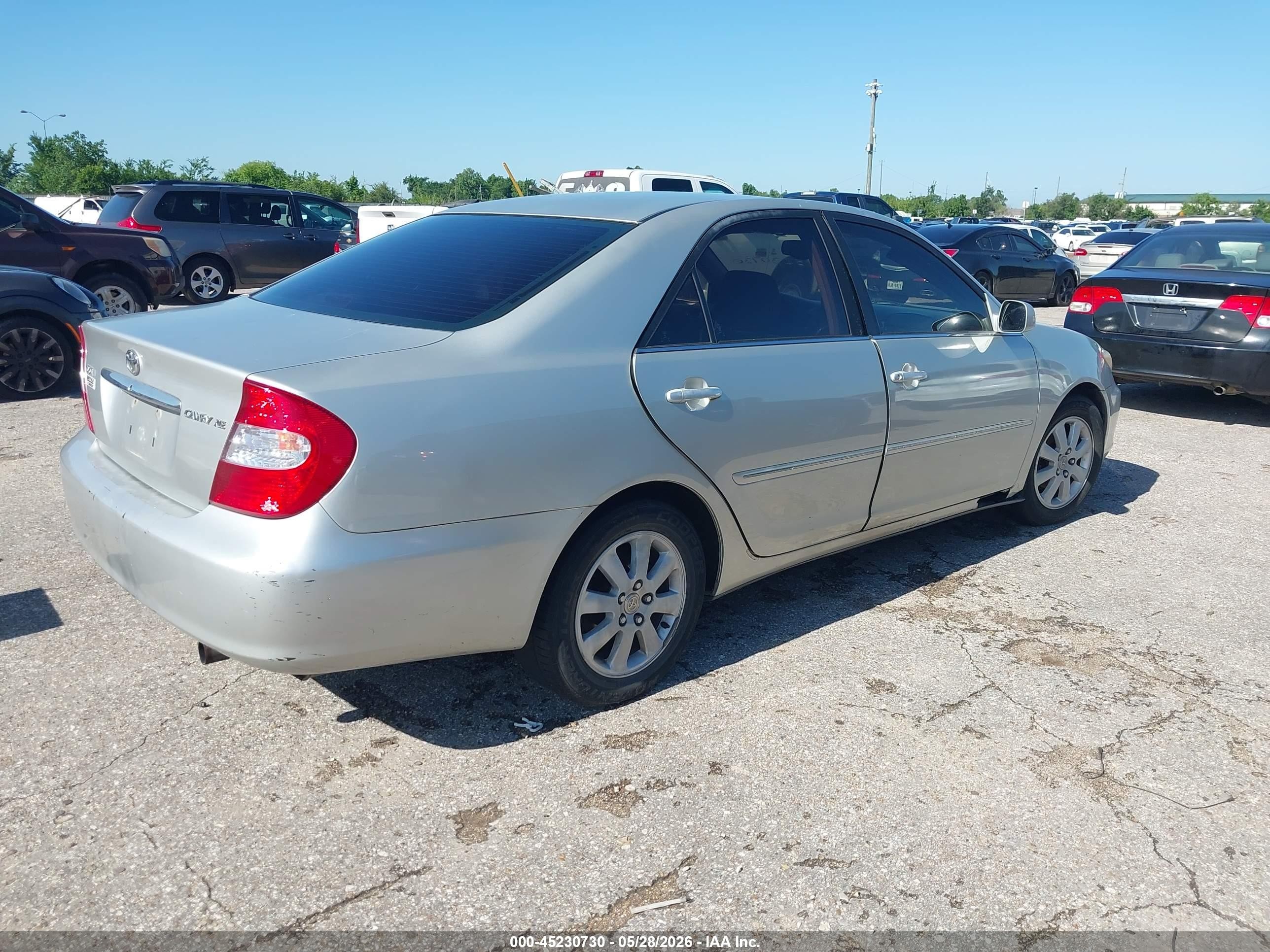 2003 Toyota Camry Xle Серебряный vin: 4T1BE32K23U757713
