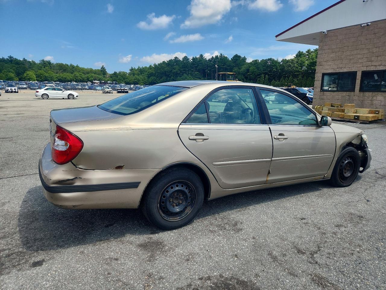 2003 Toyota Camry Le Tan vin: 4T1BE32K23U763088