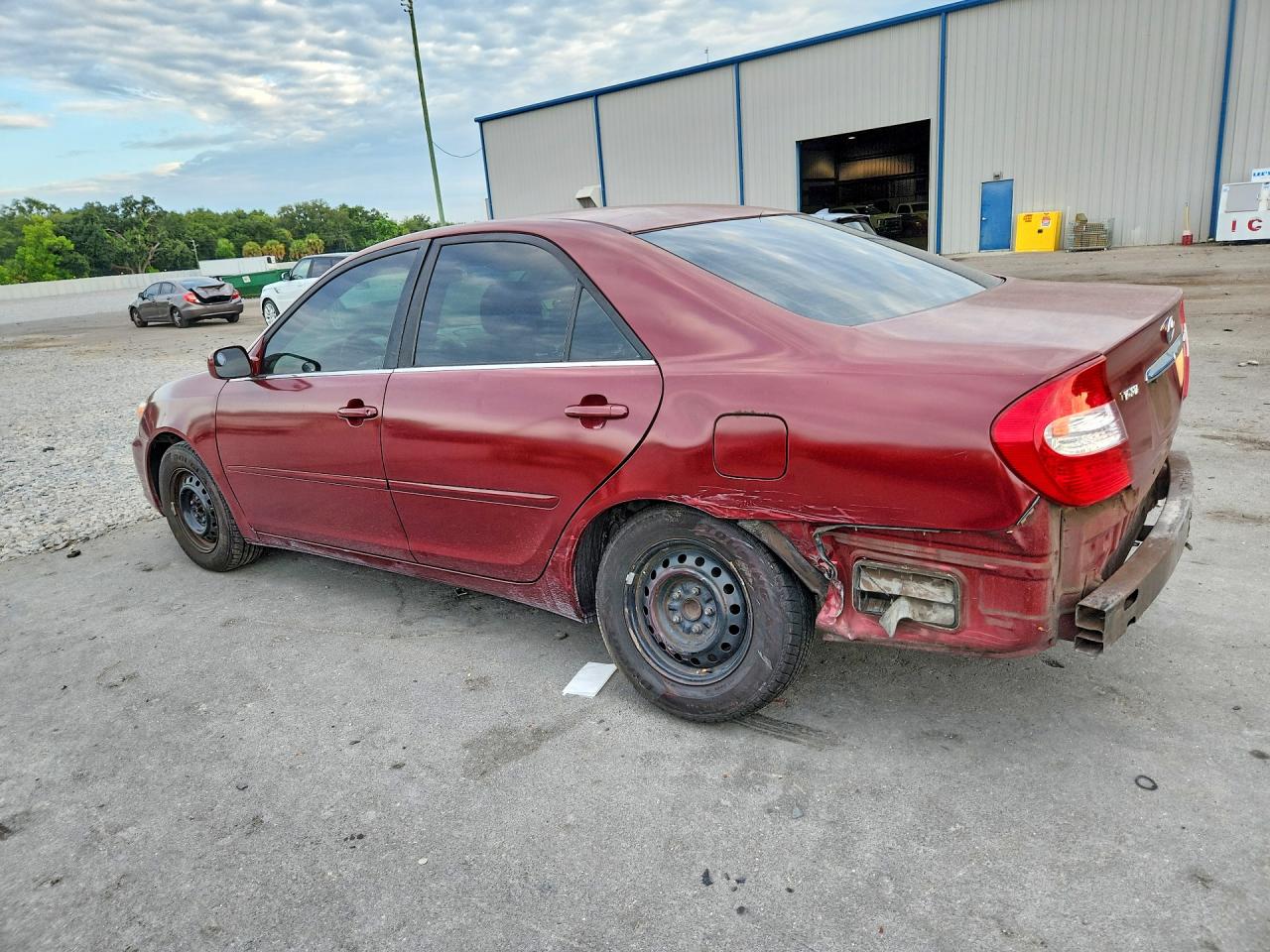 2004 Toyota Camry Le Burgundy vin: 4T1BE32K24U277155