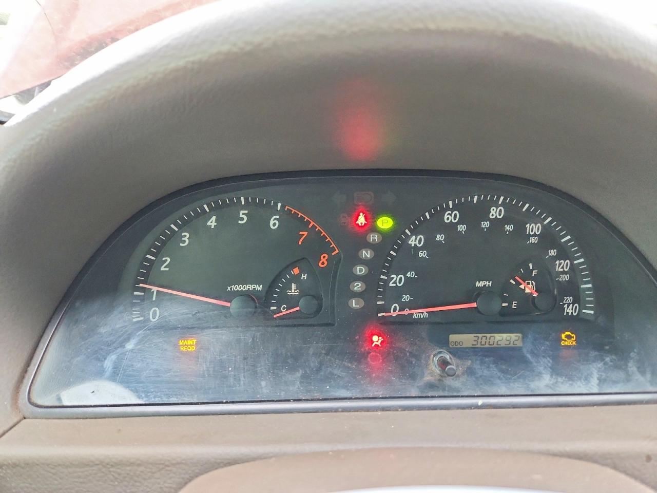2004 Toyota Camry Le Burgundy vin: 4T1BE32K24U277155