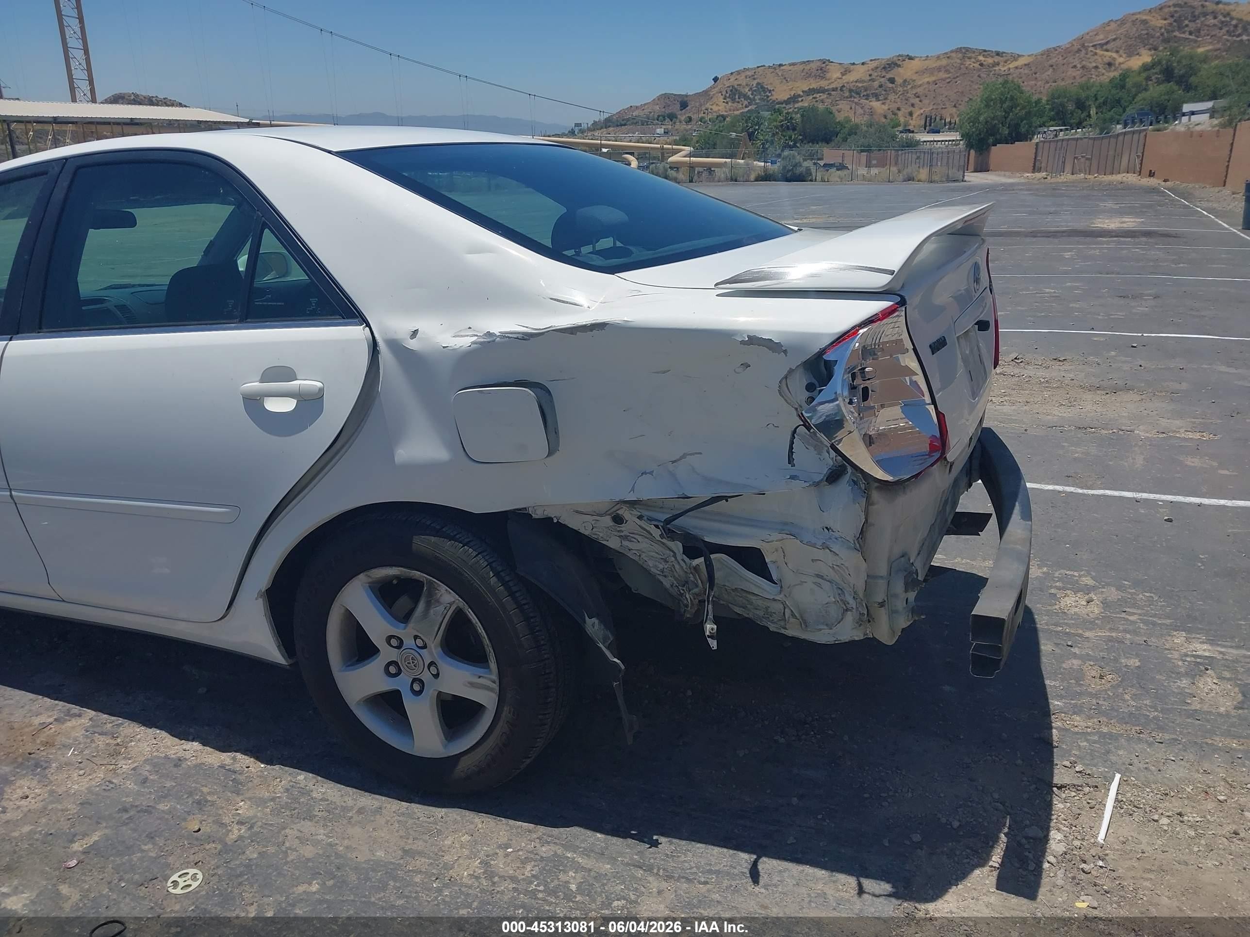 2004 Toyota Camry Se Белый vin: 4T1BE32K24U337077