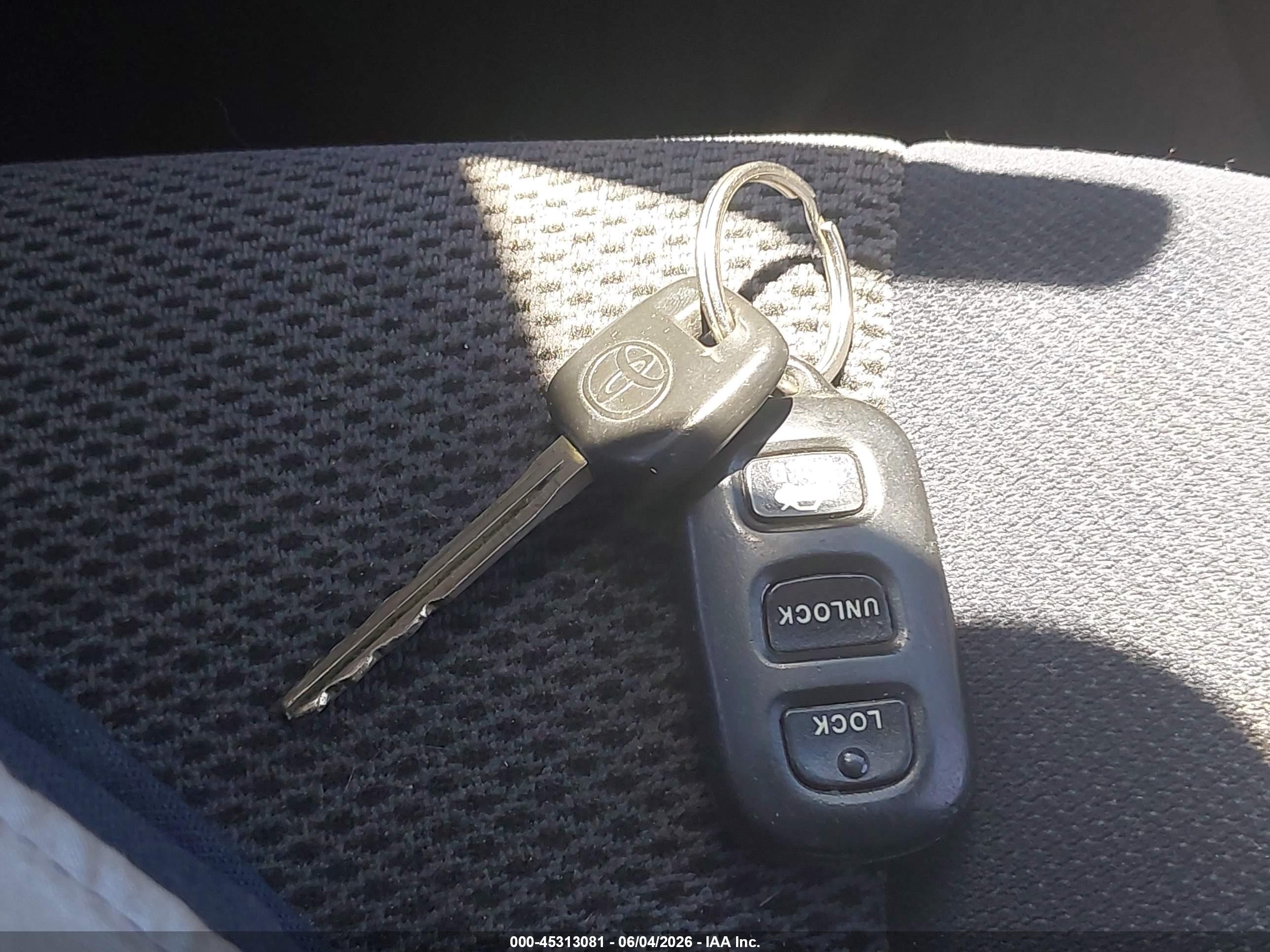2004 Toyota Camry Se Белый vin: 4T1BE32K24U337077