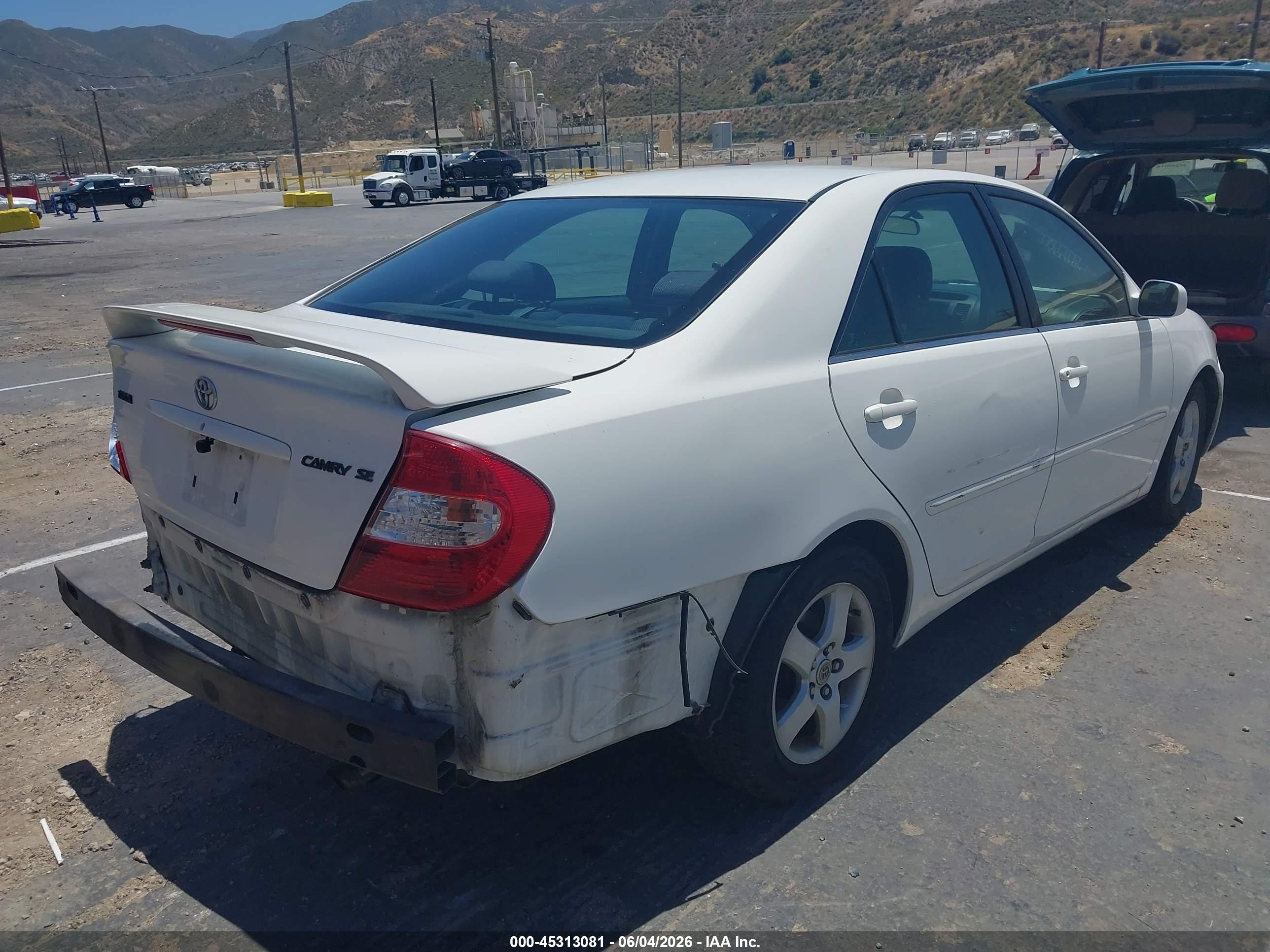 2004 Toyota Camry Se Белый vin: 4T1BE32K24U337077