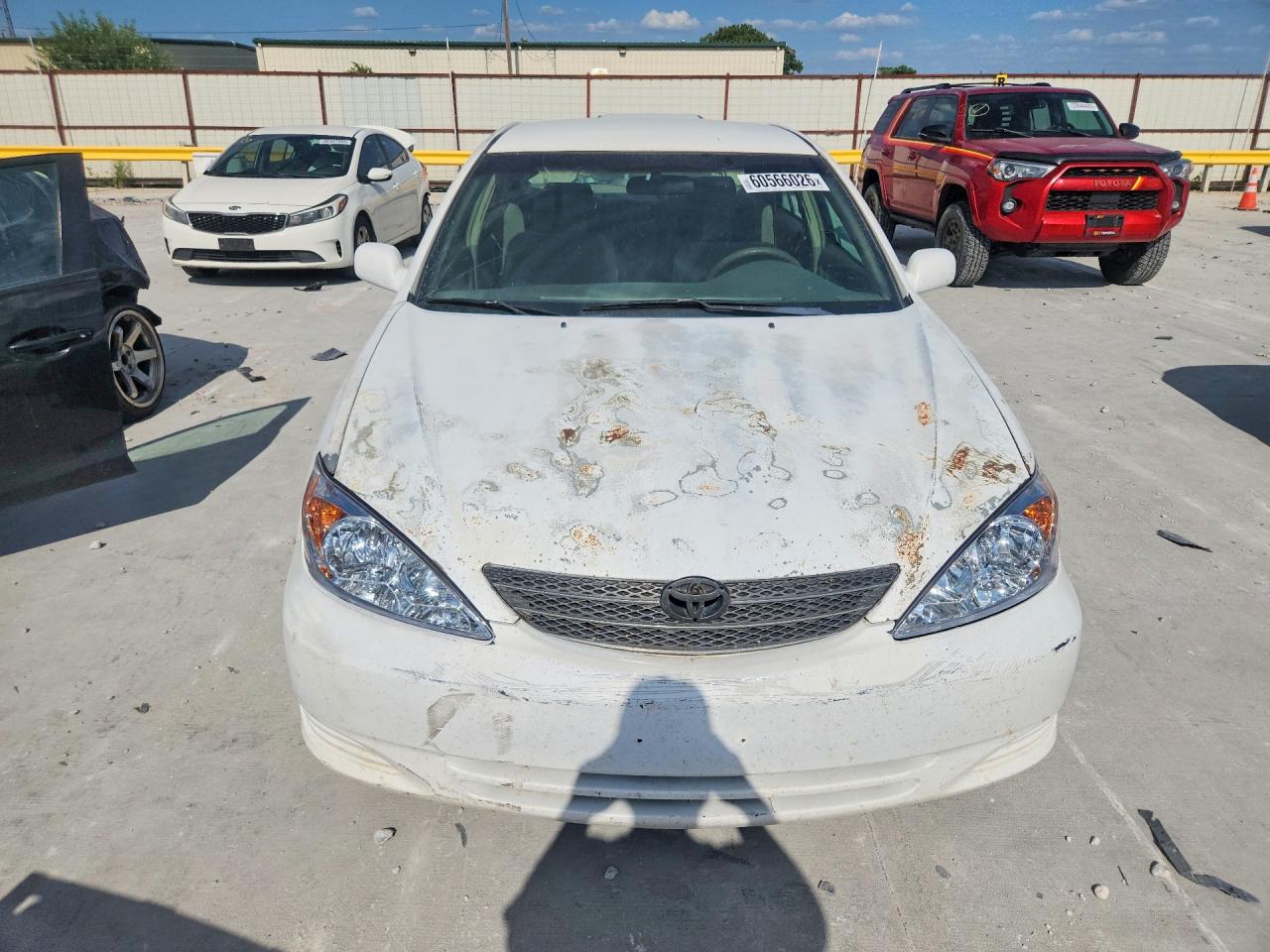 2004 Toyota Camry Le White vin: 4T1BE32K24U348659