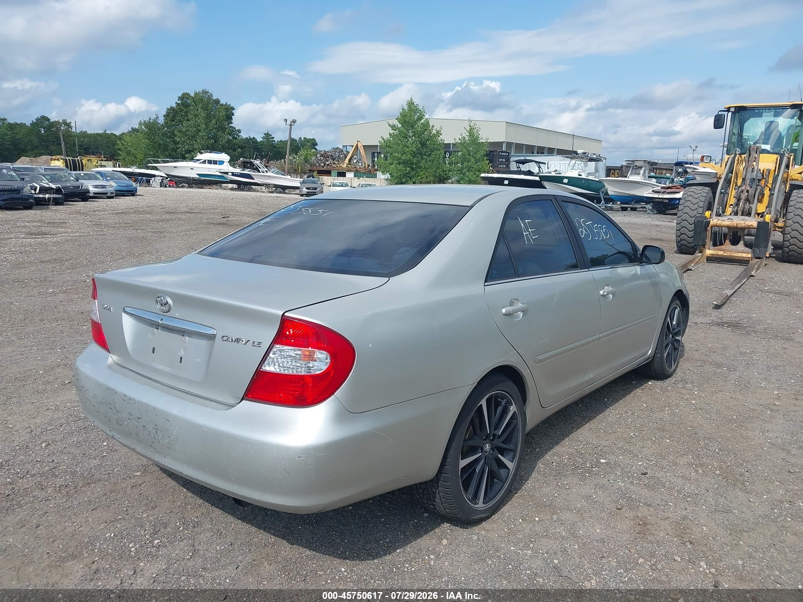 2004 Toyota Camry Le Silver vin: 4T1BE32K24U858848