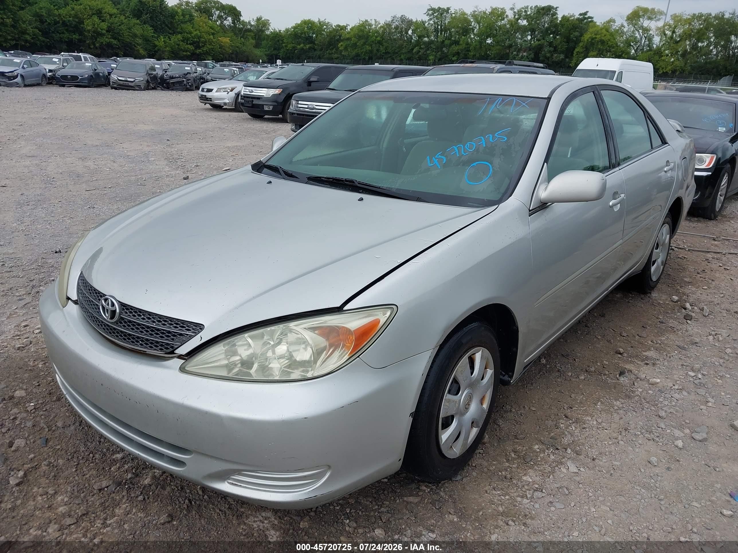 2004 Toyota Camry Le Silver vin: 4T1BE32K24U893177