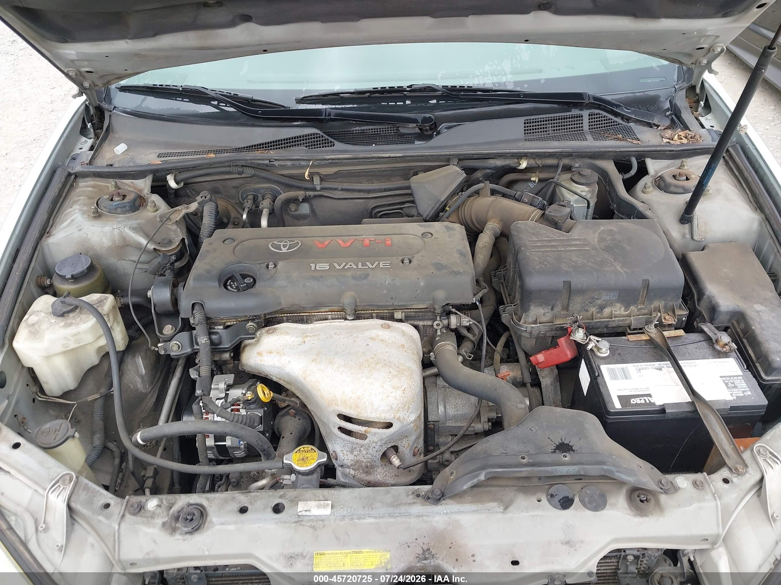 2004 Toyota Camry Le Silver vin: 4T1BE32K24U893177
