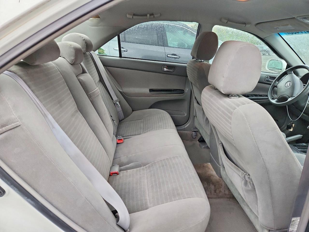 2005 Toyota Camry Le White vin: 4T1BE32K25U011488