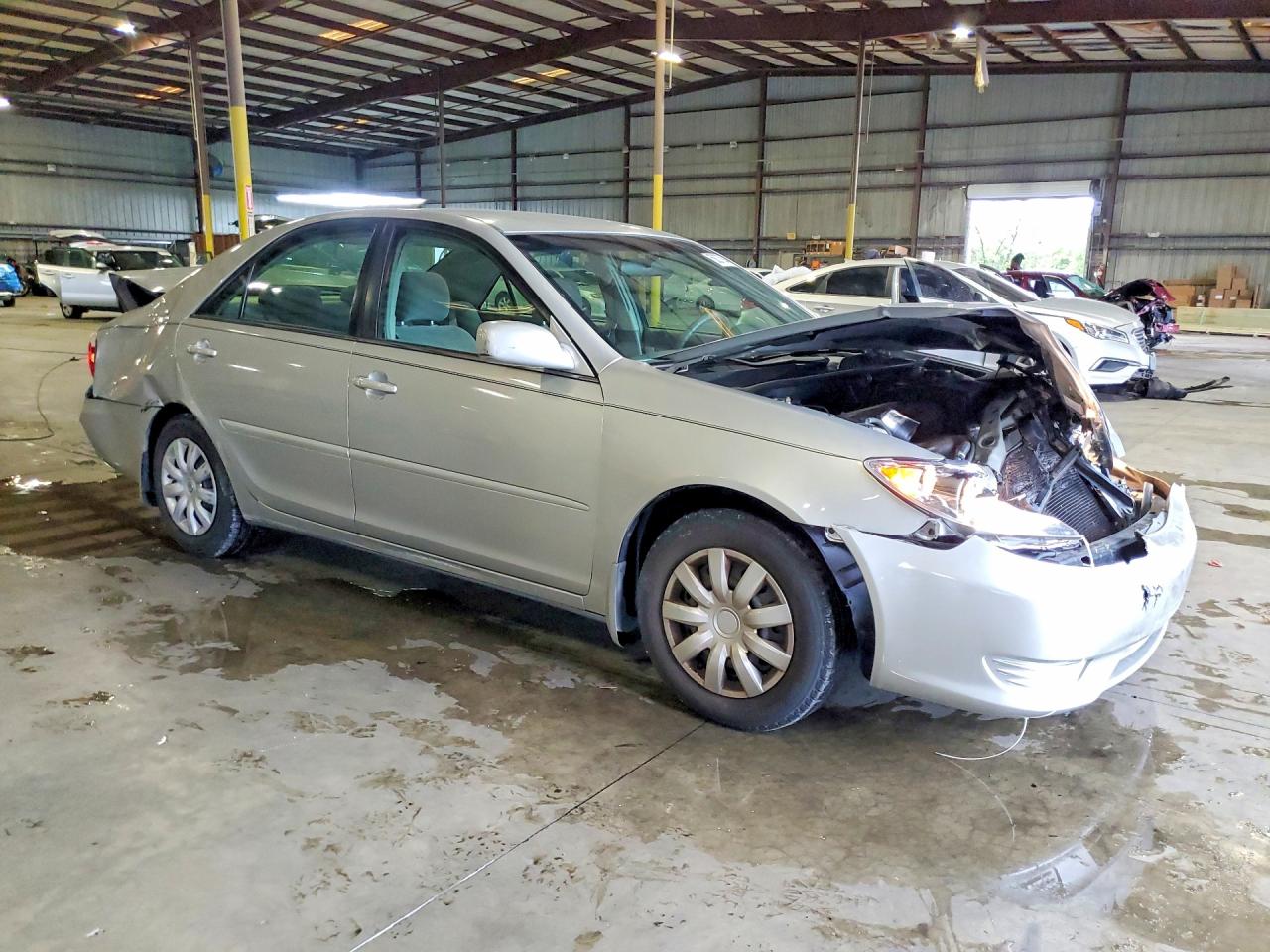 2005 Toyota Camry Le Silver vin: 4T1BE32K25U033166
