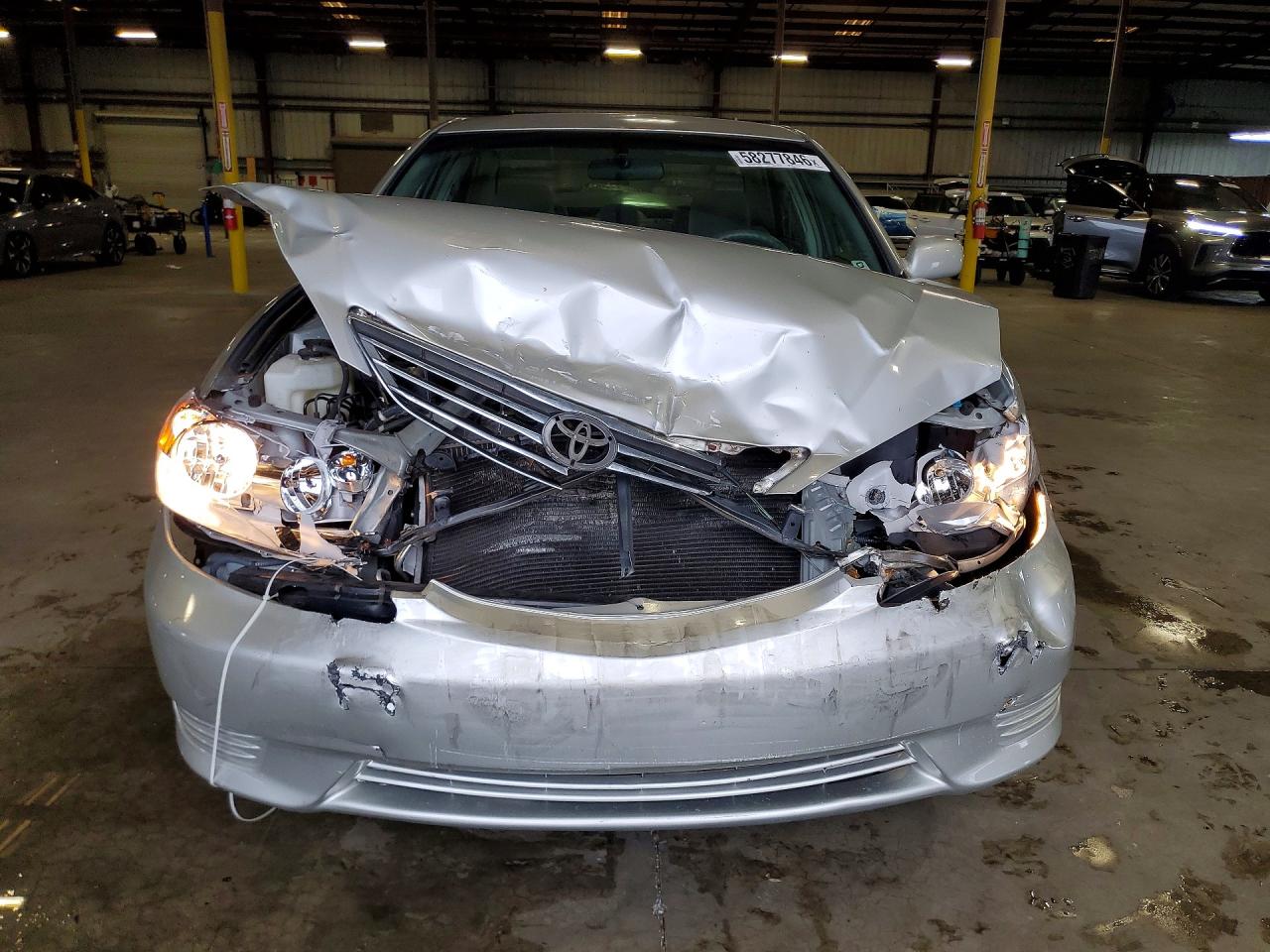 2005 Toyota Camry Le Silver vin: 4T1BE32K25U033166