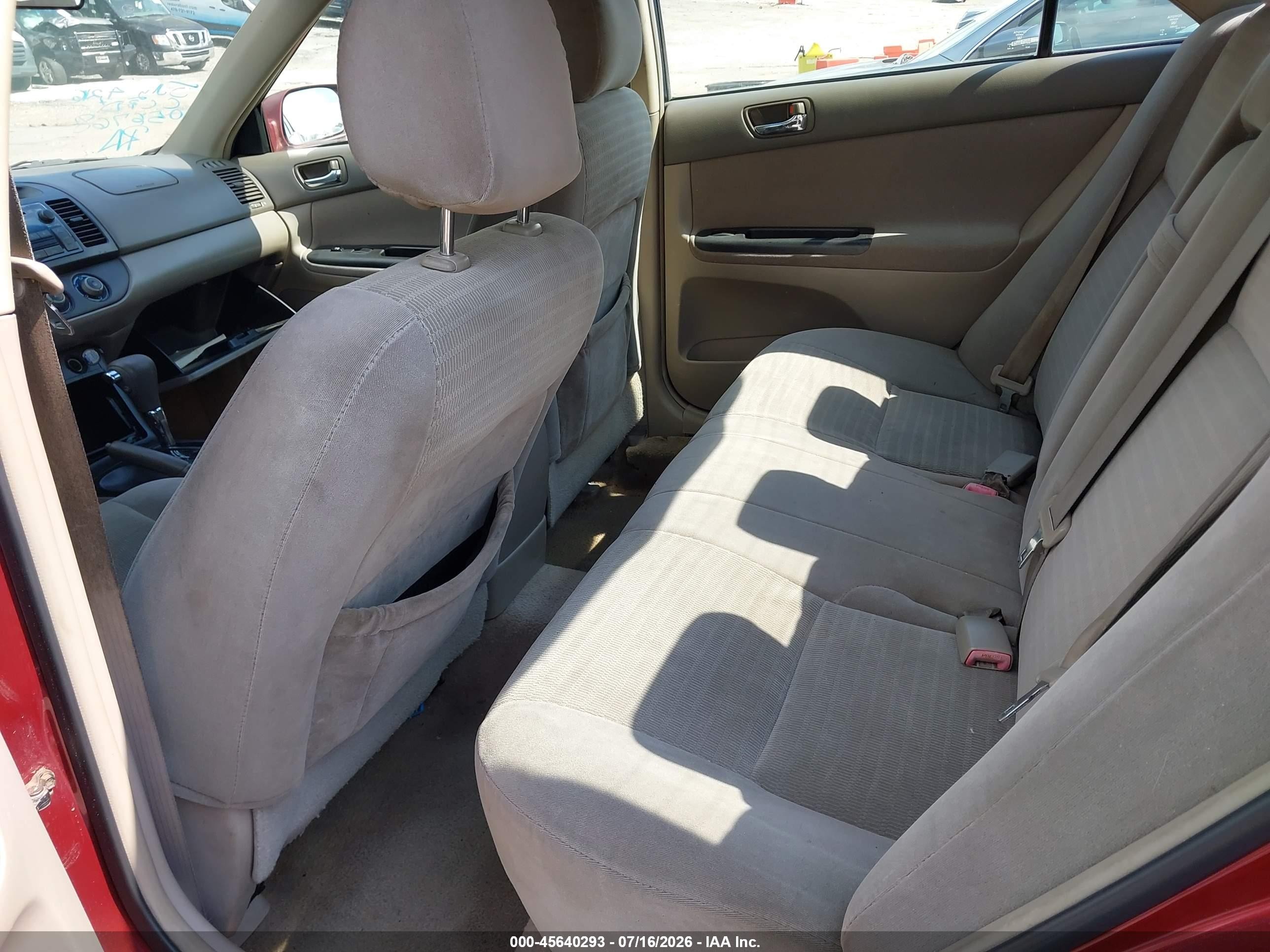2005 Toyota Camry Le Burgundy vin: 4T1BE32K25U056768