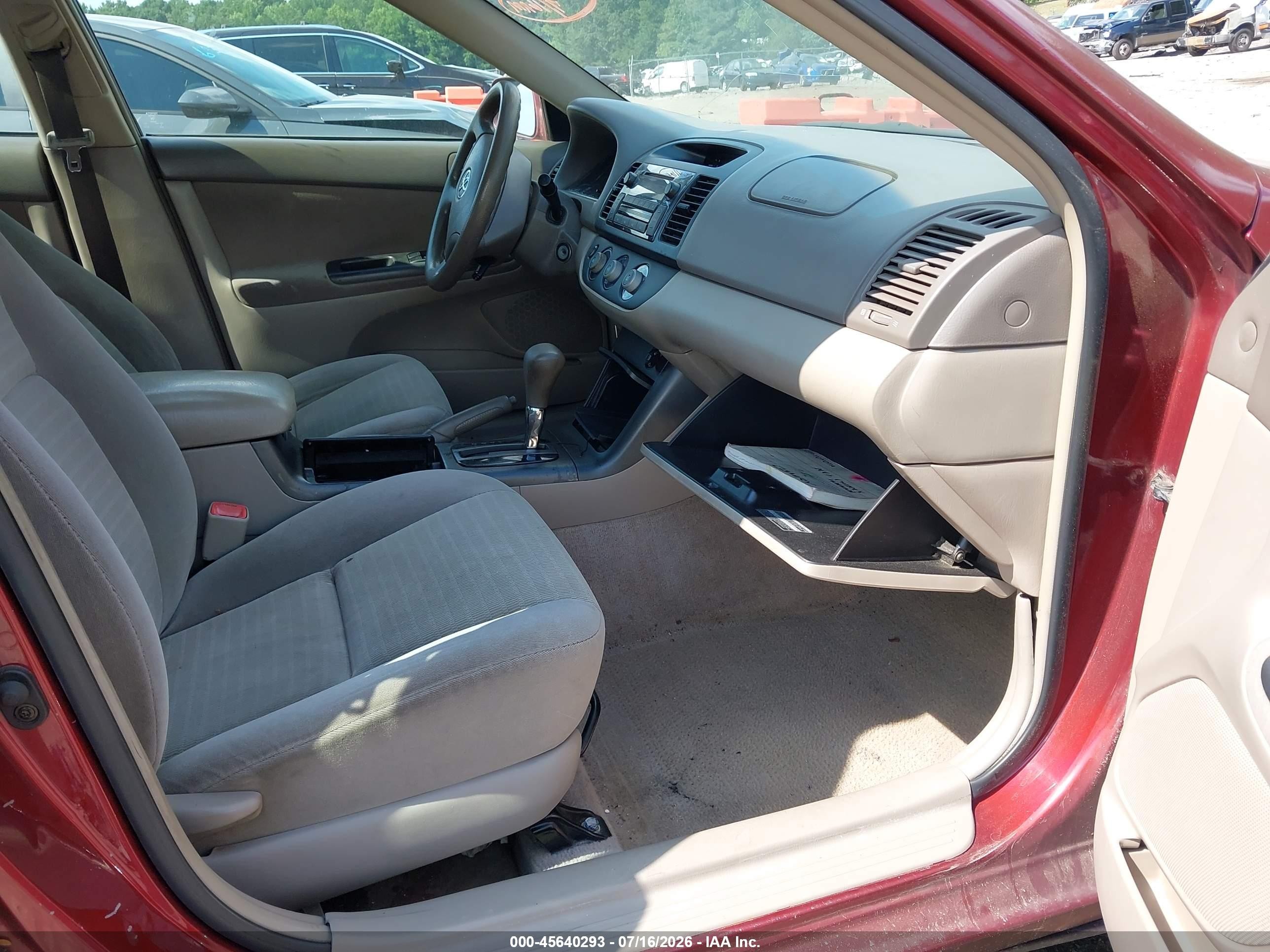 2005 Toyota Camry Le Burgundy vin: 4T1BE32K25U056768