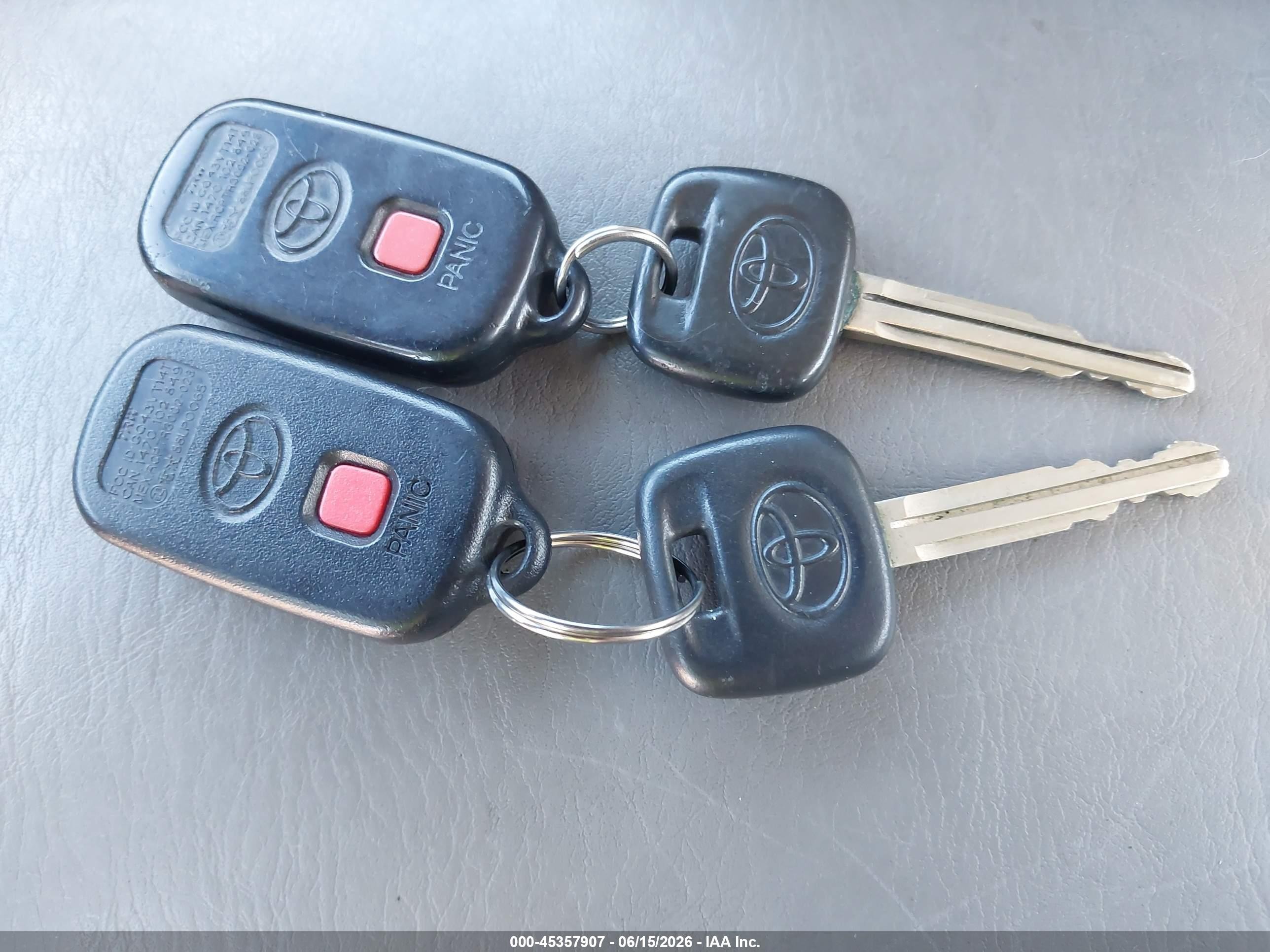 2005 Toyota Camry Le Серебряный vin: 4T1BE32K25U081508