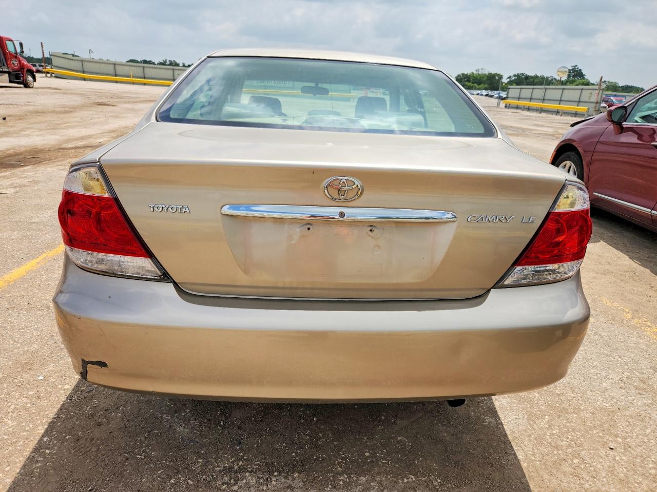 2005 Toyota Camry Le Beige vin: 4T1BE32K25U099636