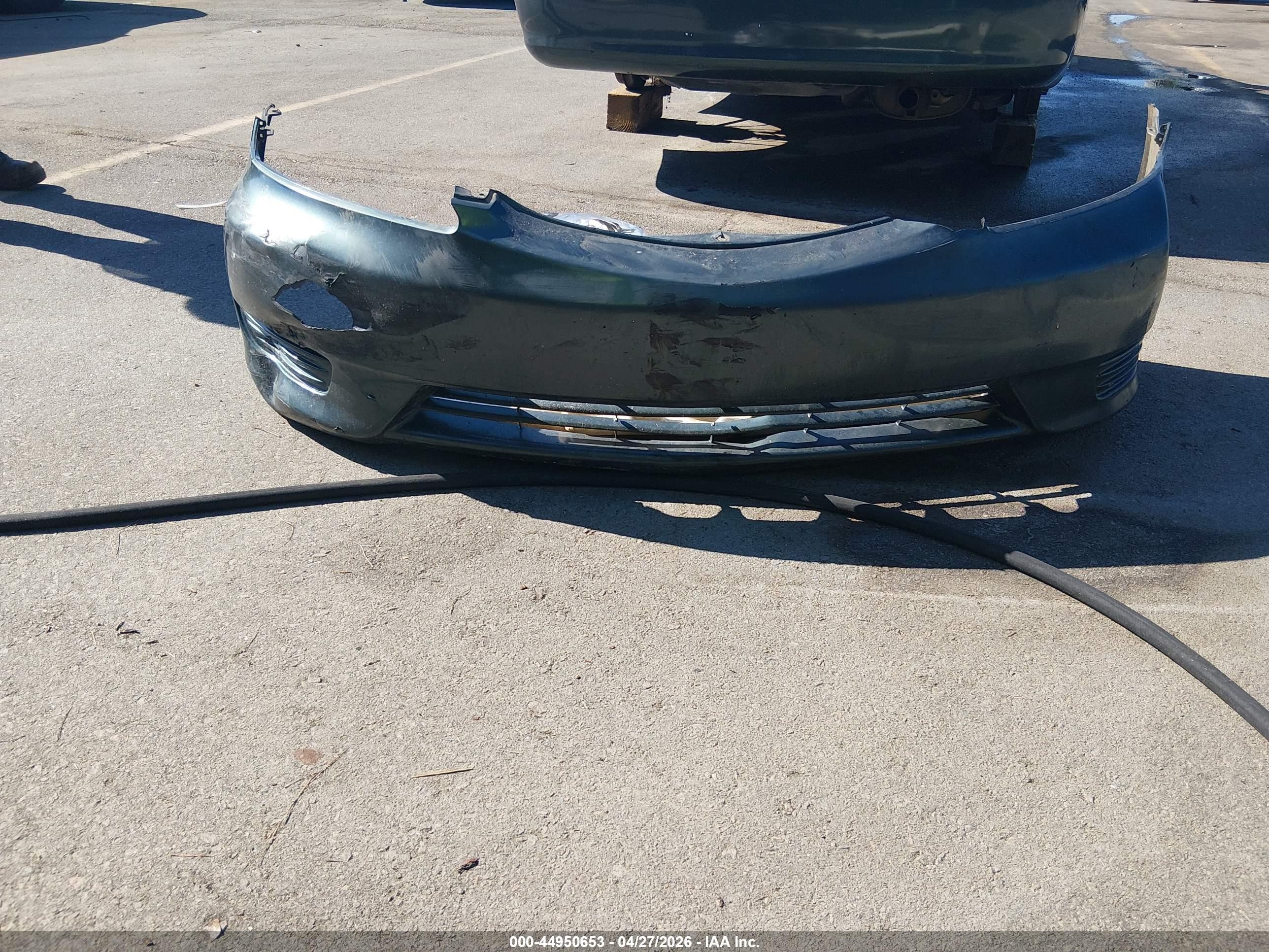 2005 Toyota Camry Le Green vin: 4T1BE32K25U101028